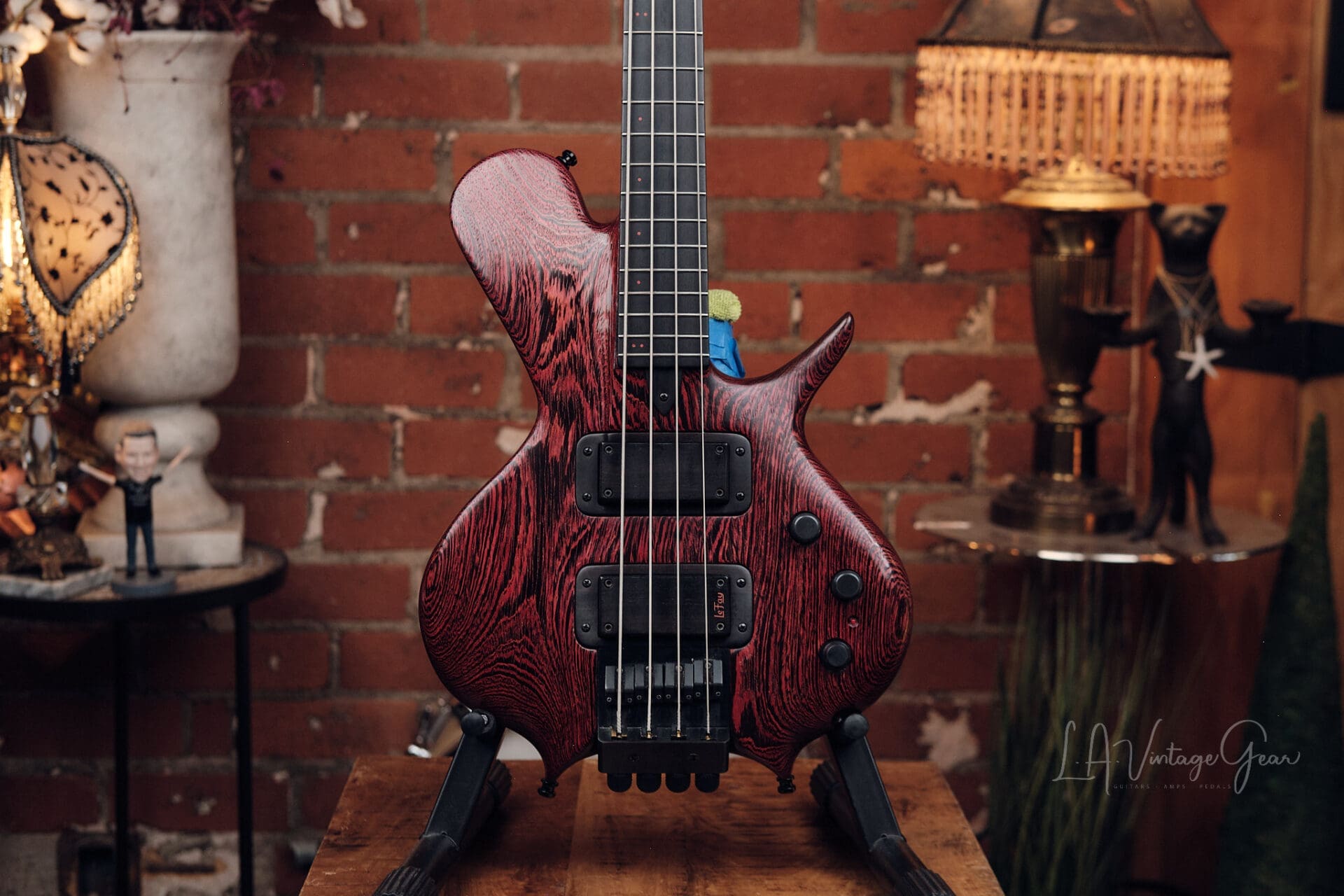 Le Fay Pangton 4 String - Great Headless Bass! - Image 2