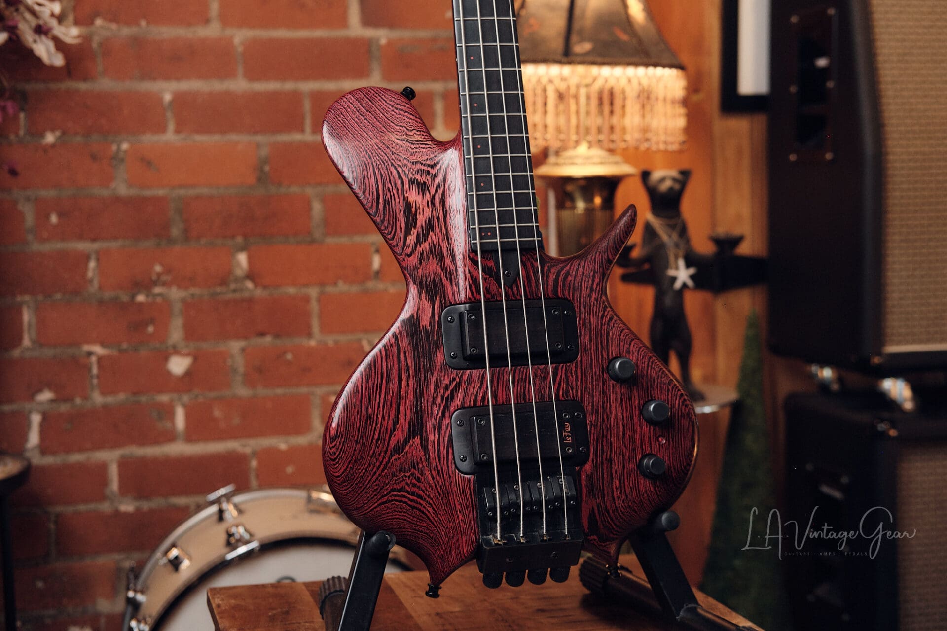 Le Fay Pangton 4 String - Great Headless Bass! - Image 3