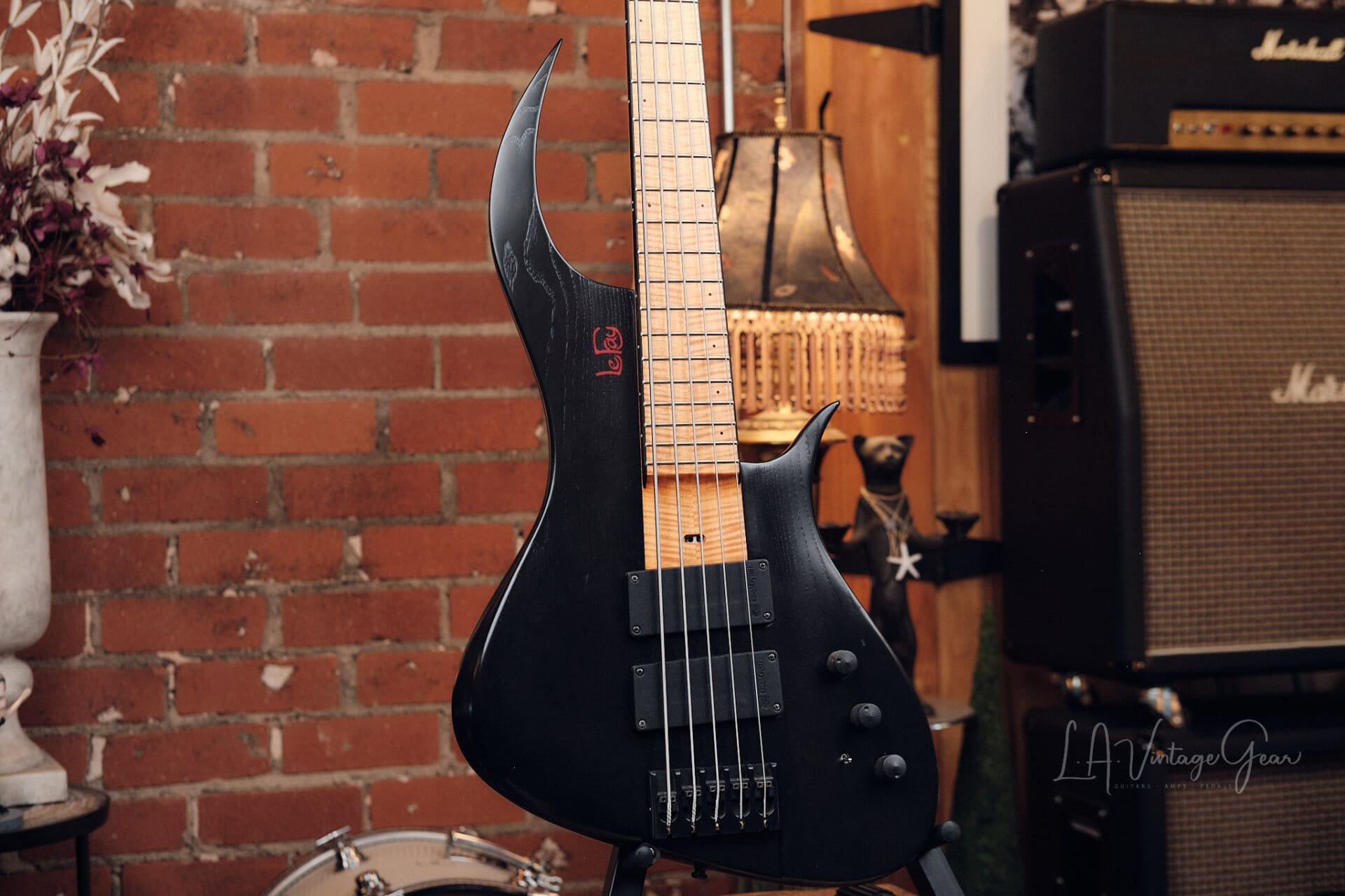 Le Fay Waran 5 String Bass - Awesome 5 String! - Image 3
