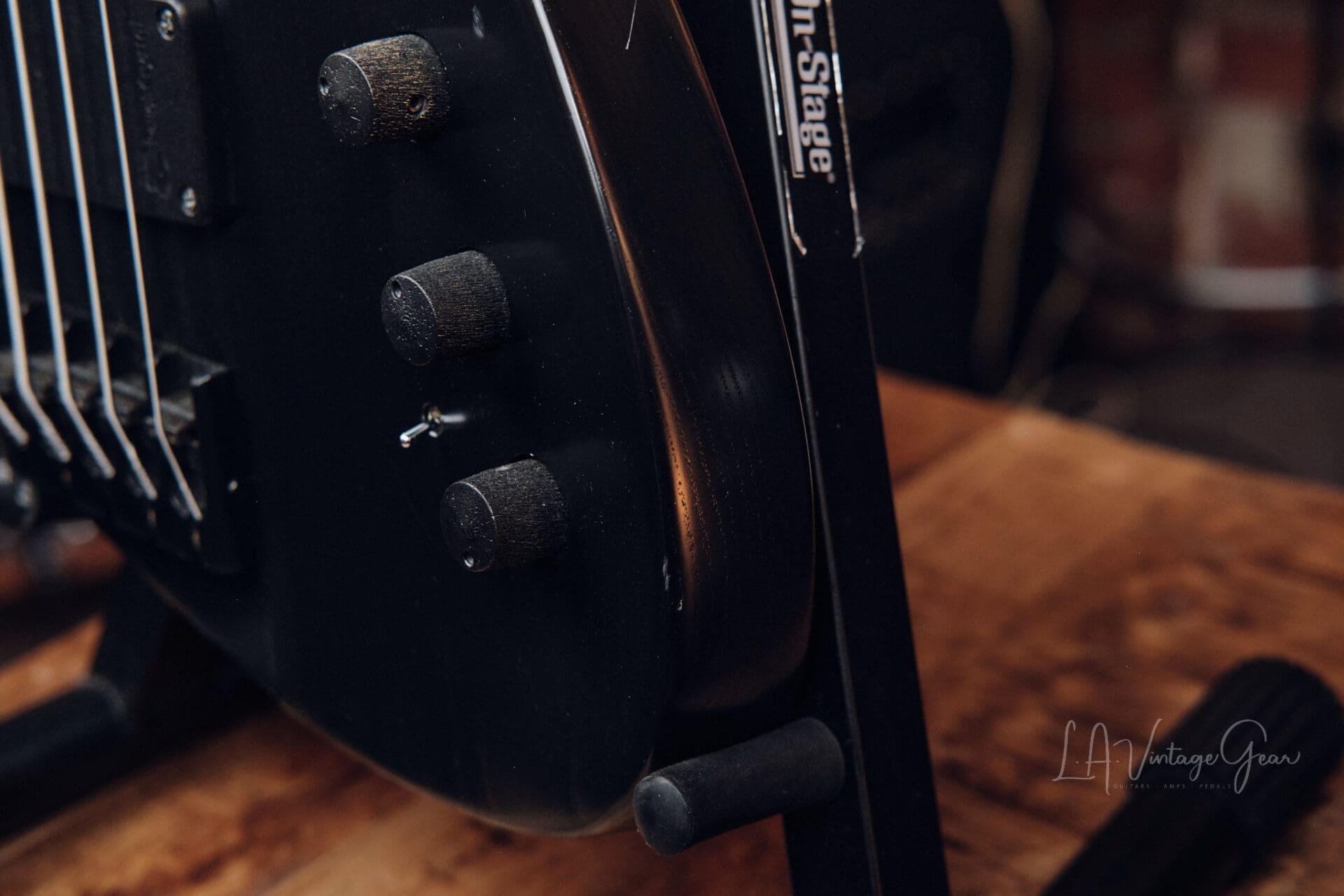 Le Fay Waran 5 String Bass - Awesome 5 String! - Image 10