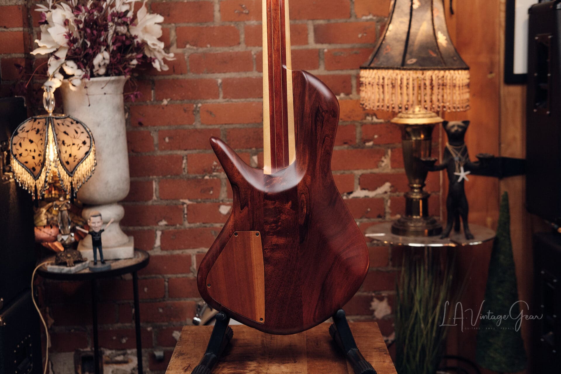 Benavente Single Cut Electric Bass – Beautiful Spalted Maple Top