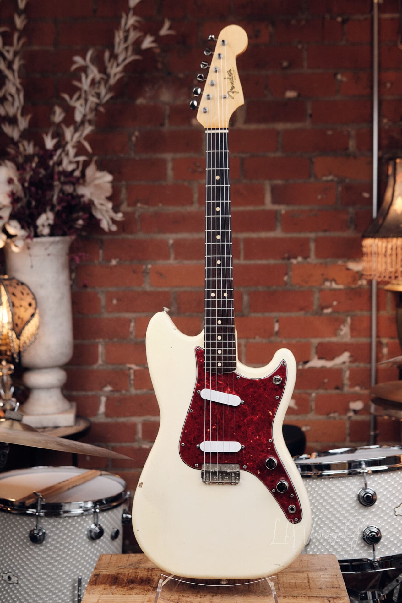 1964 Fender Duo Sonic – Olympic White! – LA Vintage Gear