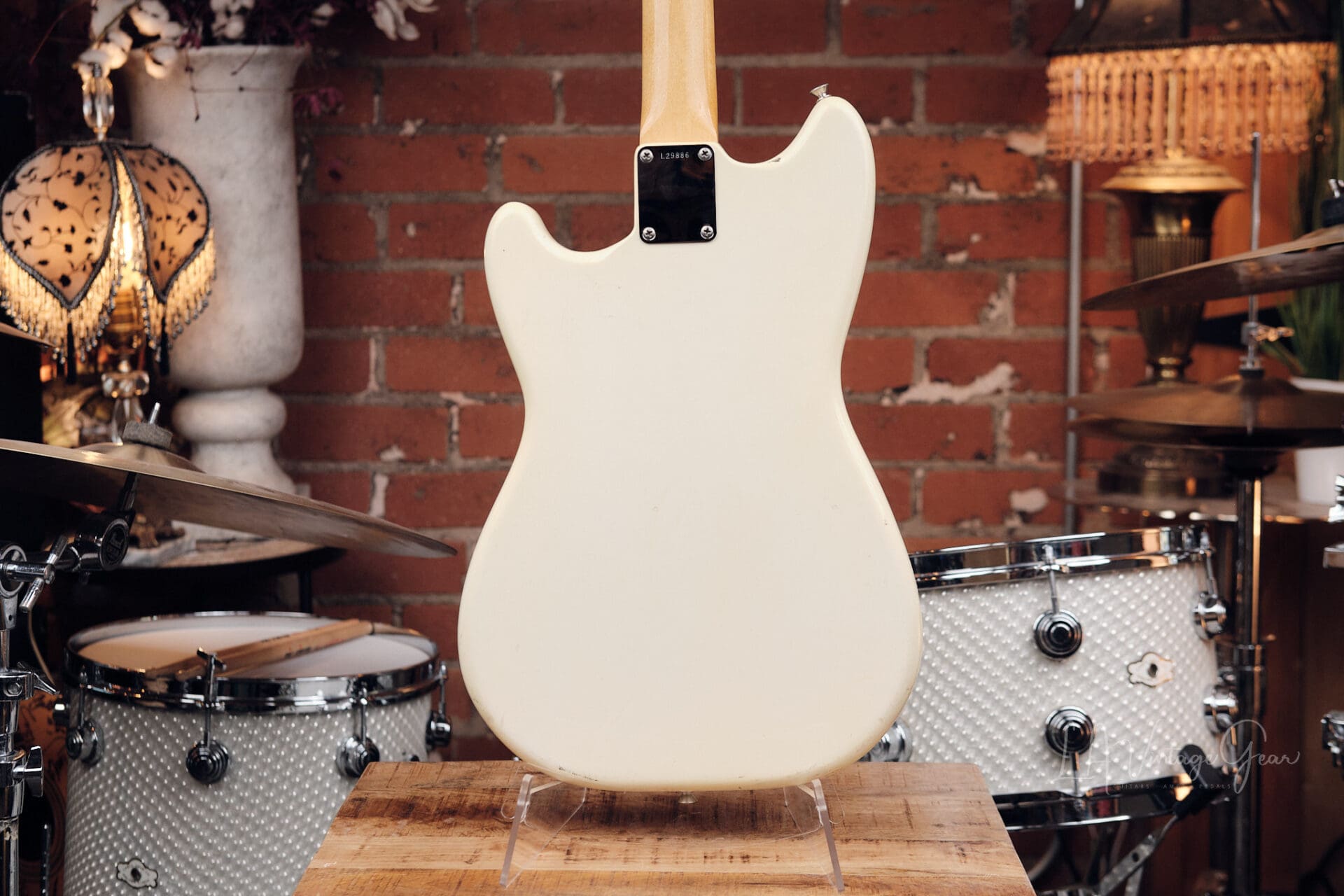 1964 Fender Duo Sonic – Olympic White! – LA Vintage Gear