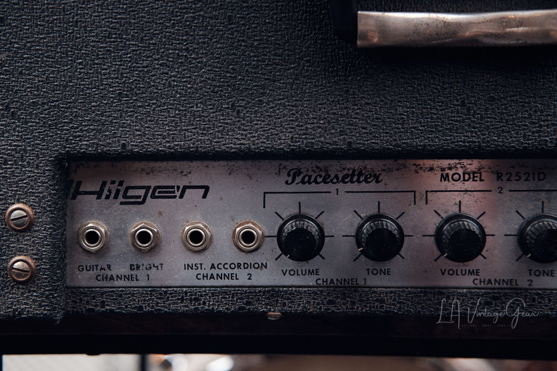 Hilgen Pacesetter 40 Watt 1x15 Combo Amplifier - With Reverb and Tremolo! - Image 8