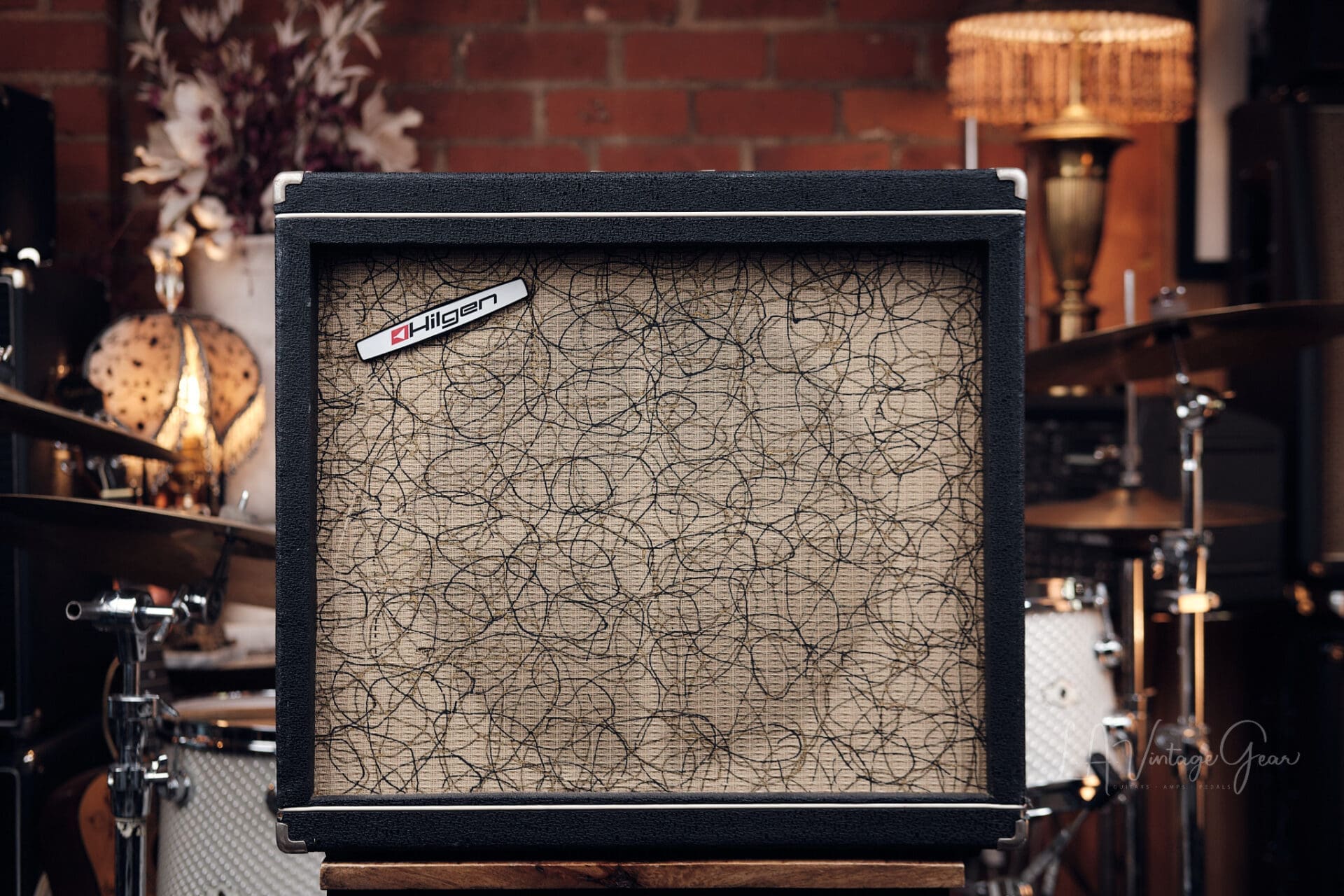 Hilgen Pacesetter 40 Watt 1x15 Combo Amplifier - With Reverb and Tremolo!