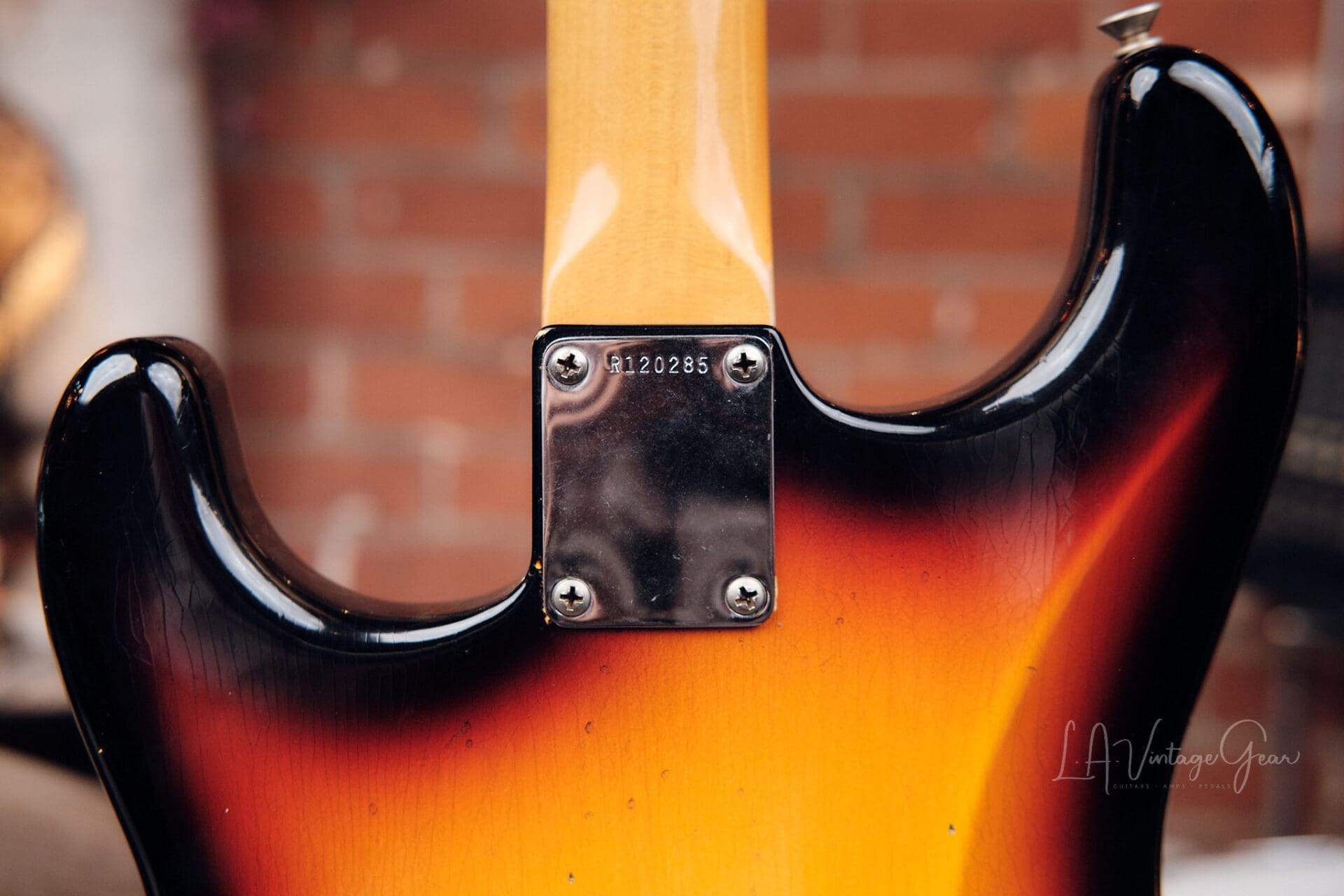 2022 Fender Custom Shop 1963 Stratocaster Journeyman Relic - 3 Tone Sunburst - Image 5