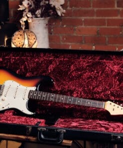 2022 Fender Custom Shop 1963 Stratocaster Journeyman Relic - 3 Tone Sunburst - Image 12