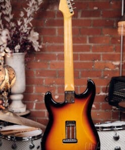 2022 Fender Custom Shop 1963 Stratocaster Journeyman Relic - 3 Tone Sunburst - Image 7