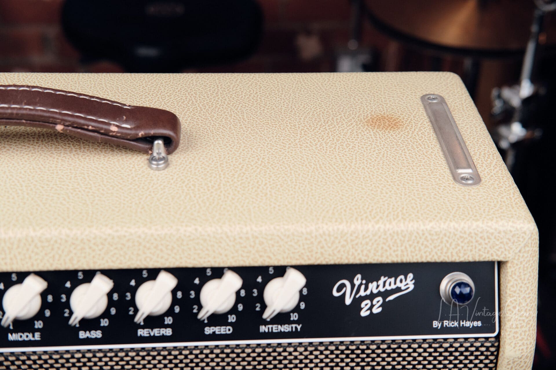 Vintage Sound Deluxe 22 — 22W Hand-Wired Deluxe Reverb Style Tube Amp - Image 8