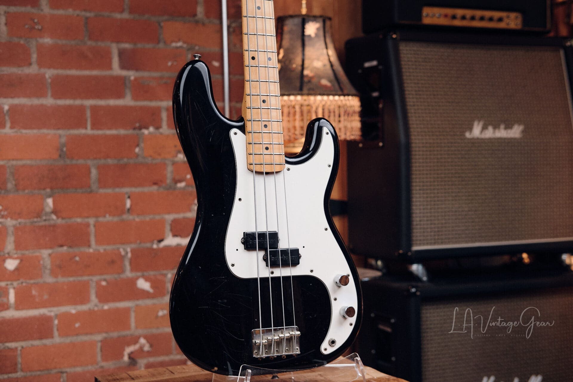 1984-87 Fender MIJ Precision Bass – Black with Hardshell Case - Image 2