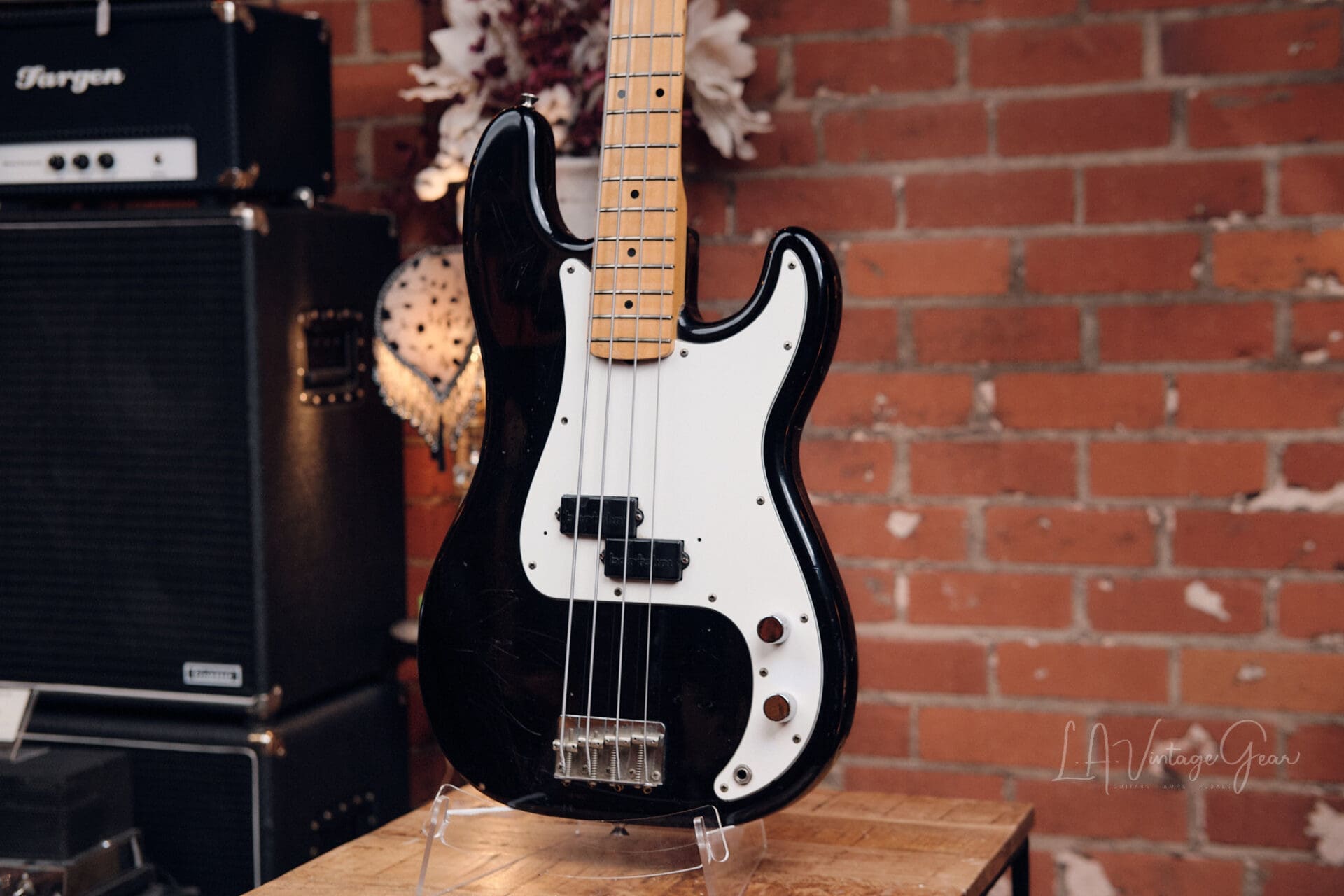 1984-87 Fender MIJ Precision Bass – Black with Hardshell Case - Image 3