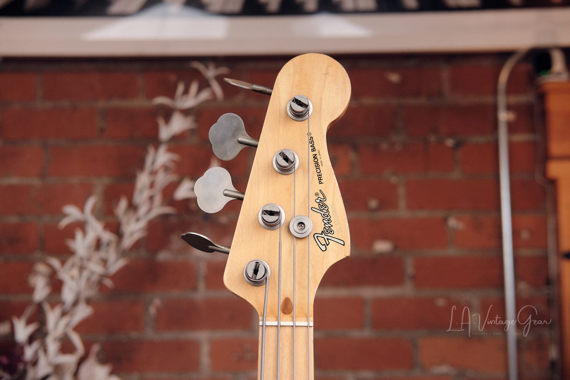 1984-87 Fender MIJ Precision Bass – Black with Hardshell Case - Image 5