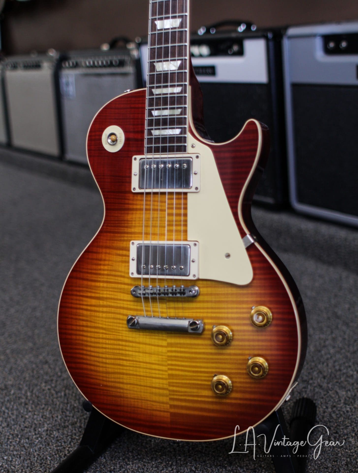 Gibson Les Paul R9 - 60th Anniversary in a Cherry Burst & Flame Maple VOS Finish (2019) - Image 4