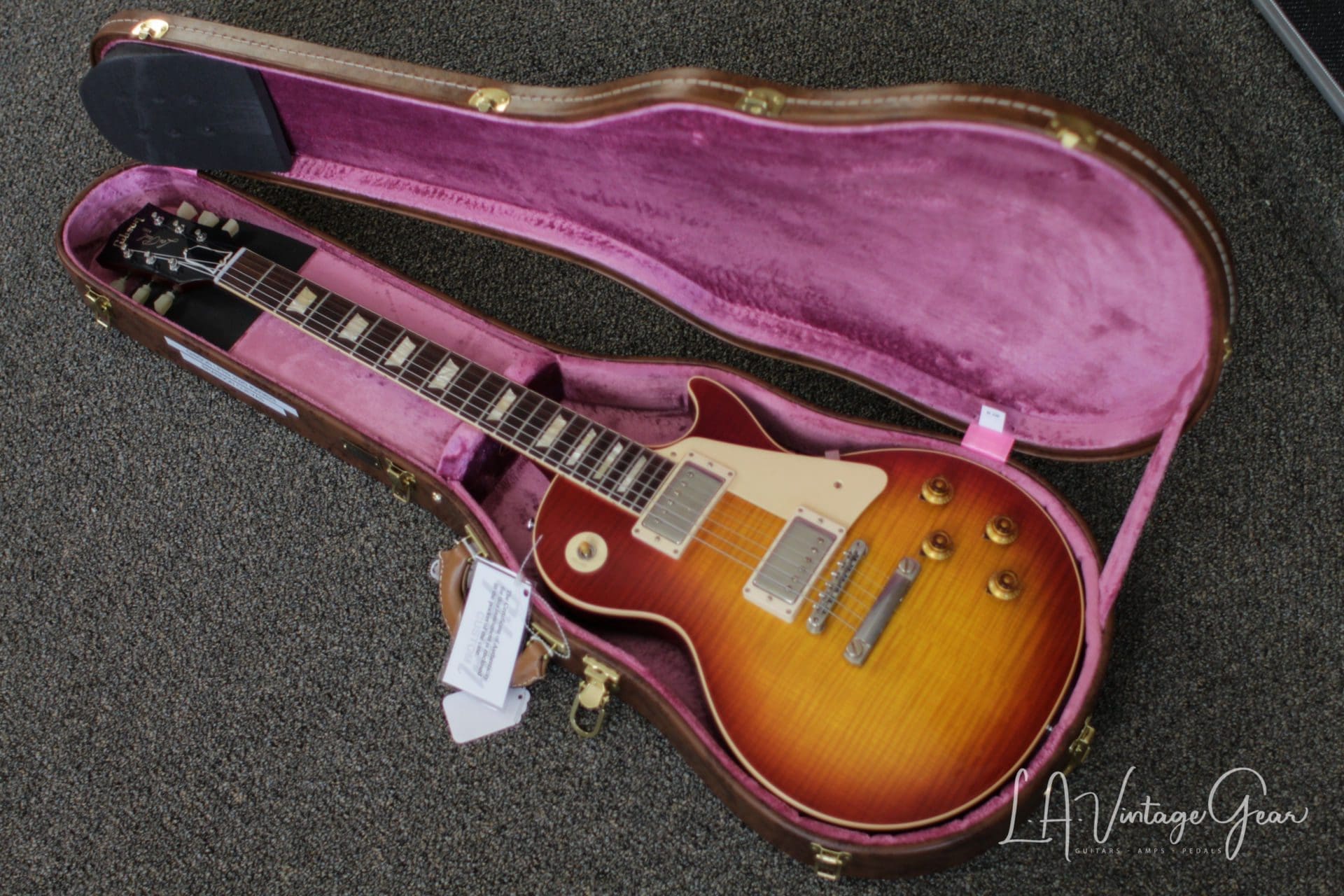 Gibson Les Paul R9 - 60th Anniversary in a Cherry Burst & Flame Maple VOS Finish (2019) - Image 15