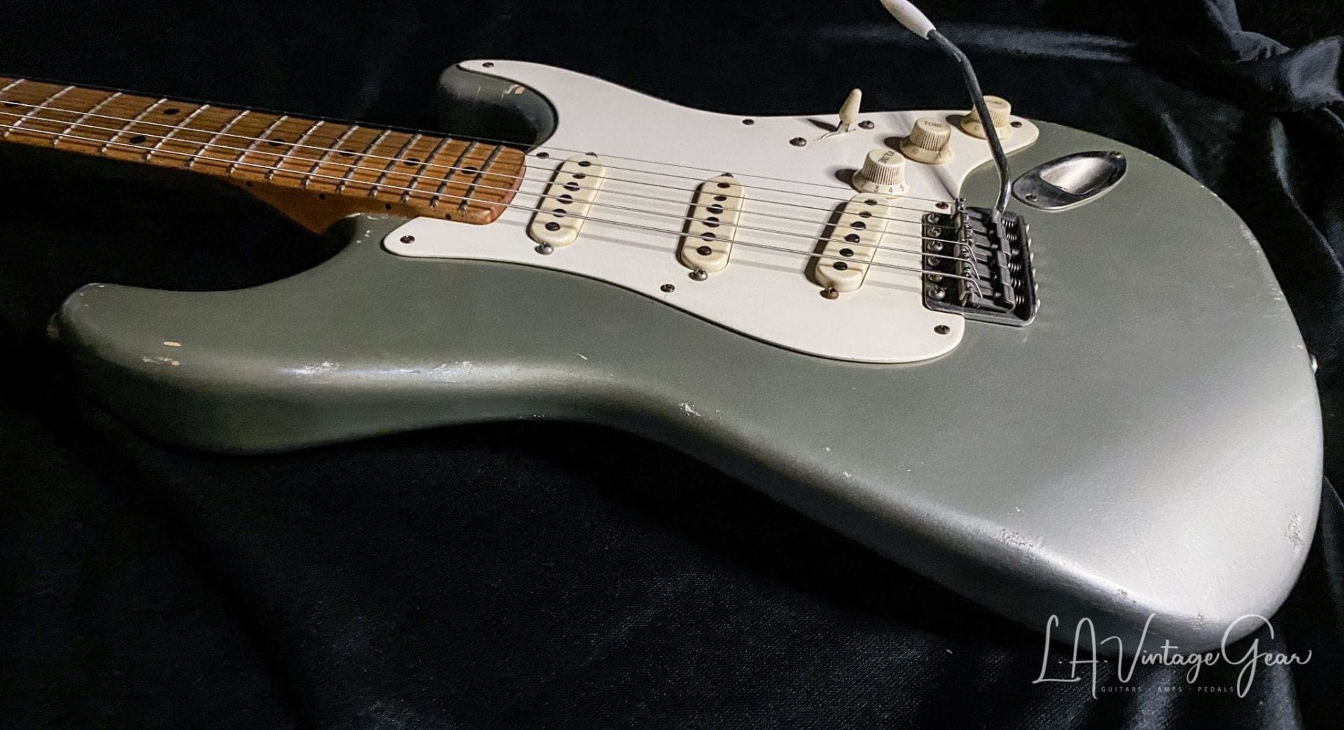 (SOLD) Danocaster Double Cut in Firemist Silver - Image 5