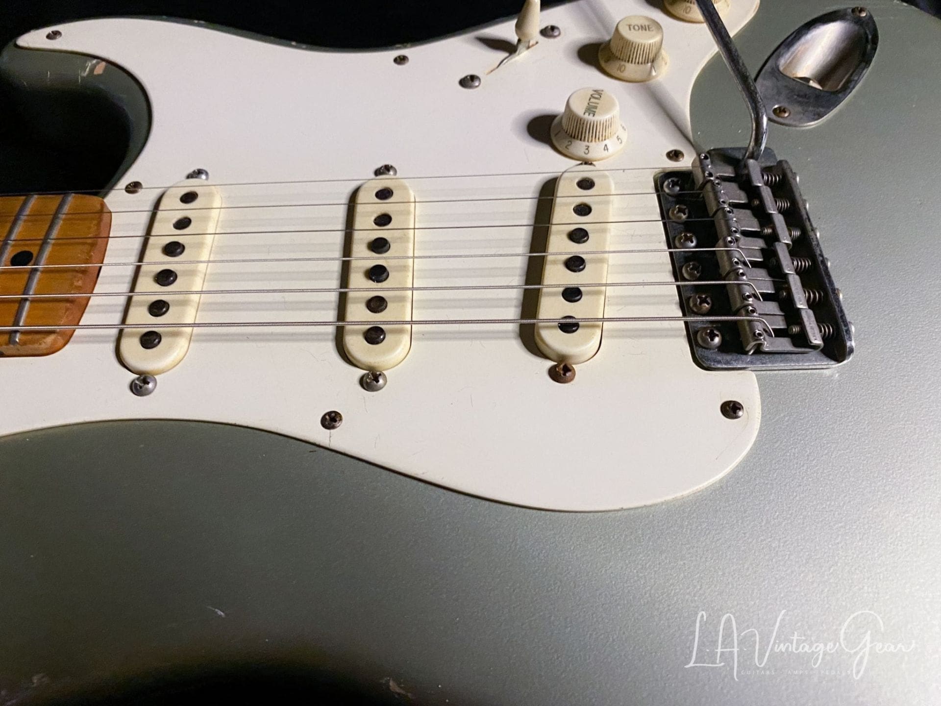 (SOLD) Danocaster Double Cut in Firemist Silver - Image 6
