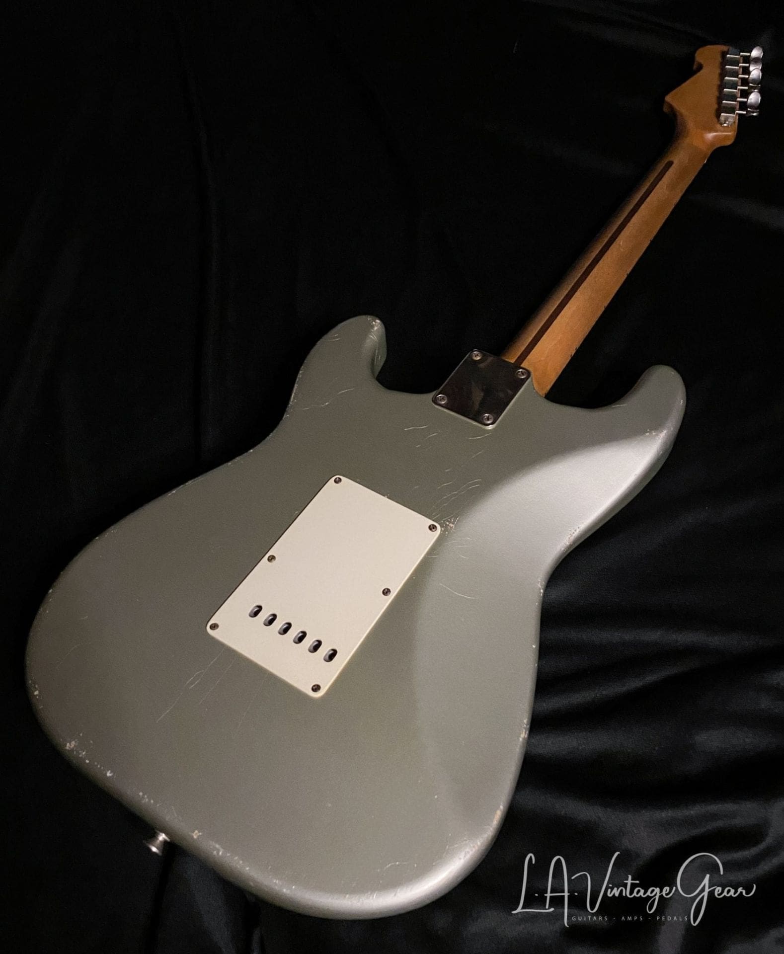 (SOLD) Danocaster Double Cut in Firemist Silver - Image 10
