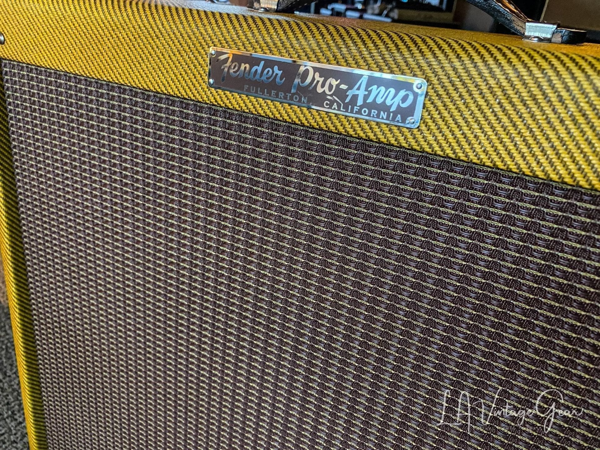 Fender 1957 Pro Tweed 5E5-A Amplifier with 1x15" Jensen Alnico Speaker & Kerry Wright Built Cab - Image 3