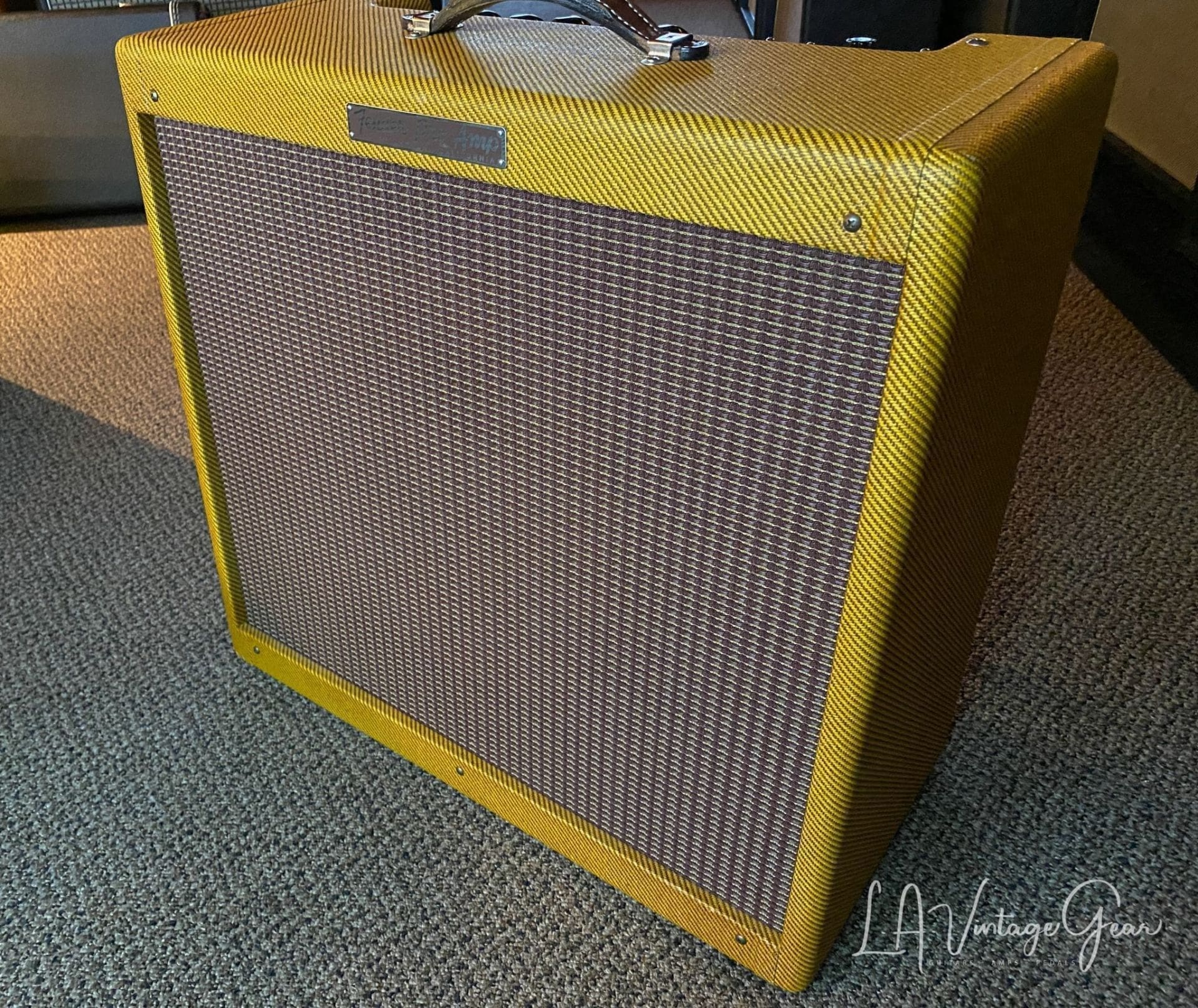 Fender 1957 Pro Tweed 5E5-A Amplifier with 1x15" Jensen Alnico Speaker & Kerry Wright Built Cab - Image 2
