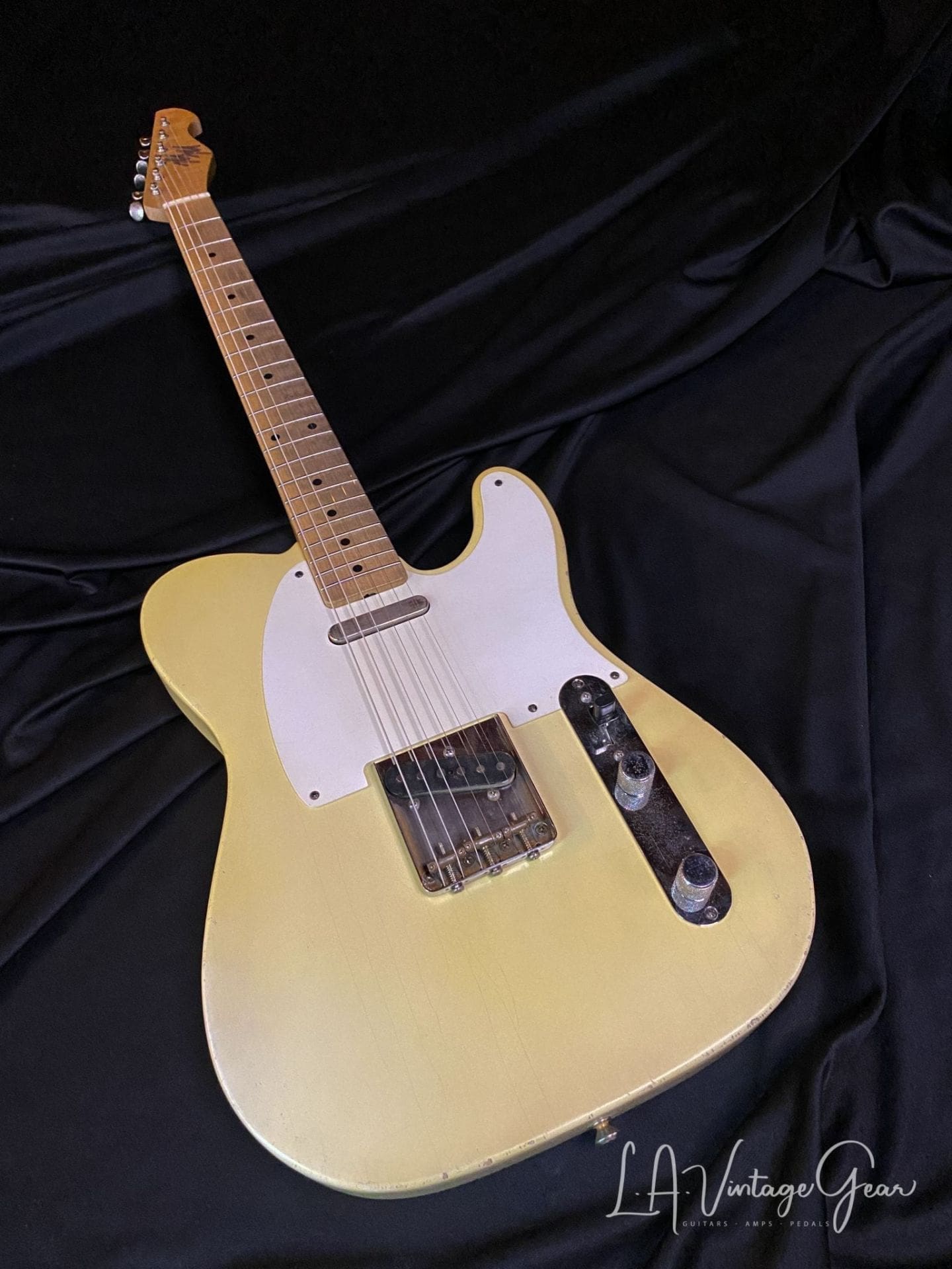 Mario Martin Whiteguard T-Style Electric Guitar - 5.15 pounds ! Our first of many Mario Guitars - Image 3
