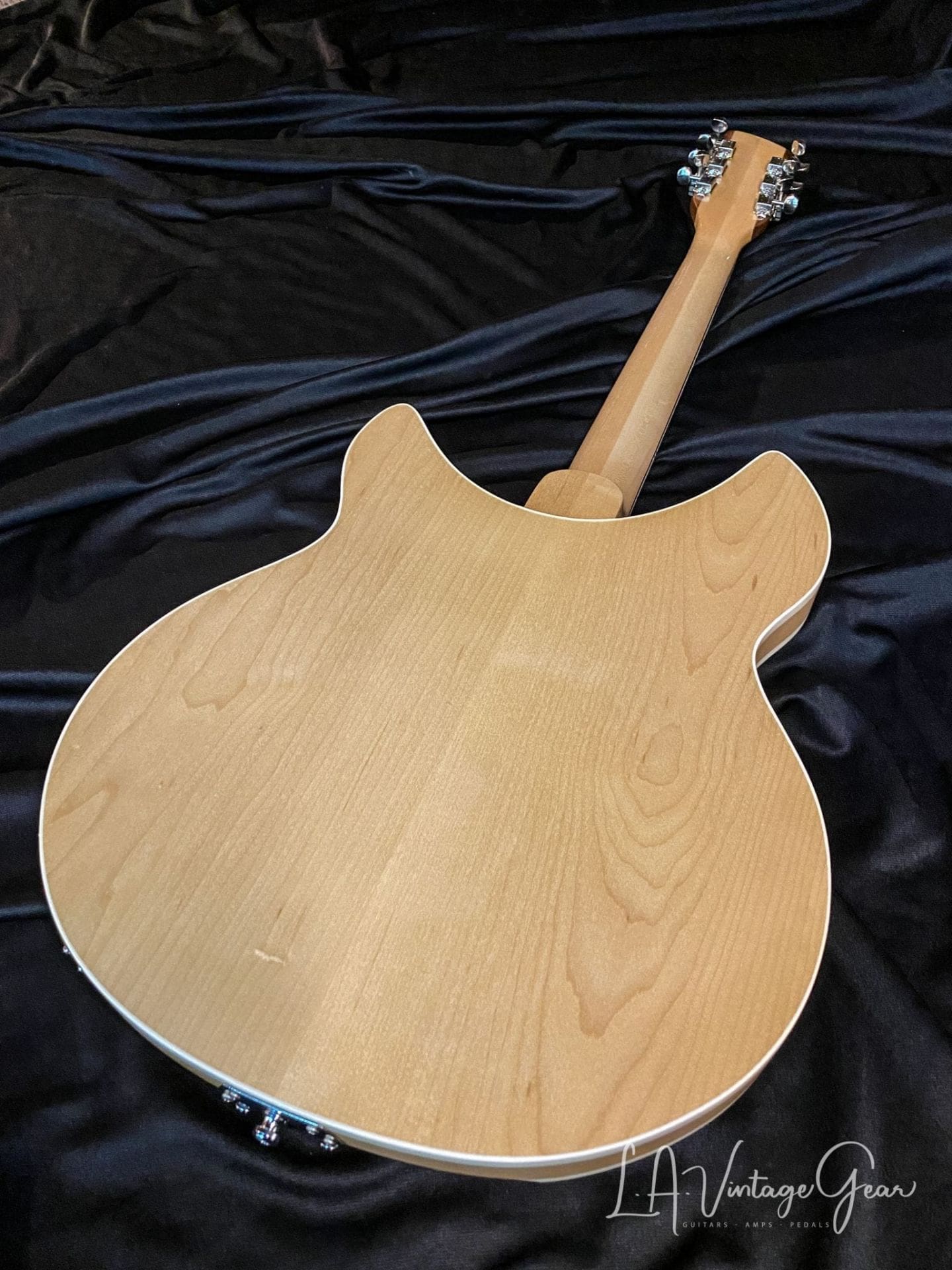 Rickenbacker 1993 Plus - 'Maple Glo' 12 String Electric Guitar - Image 8