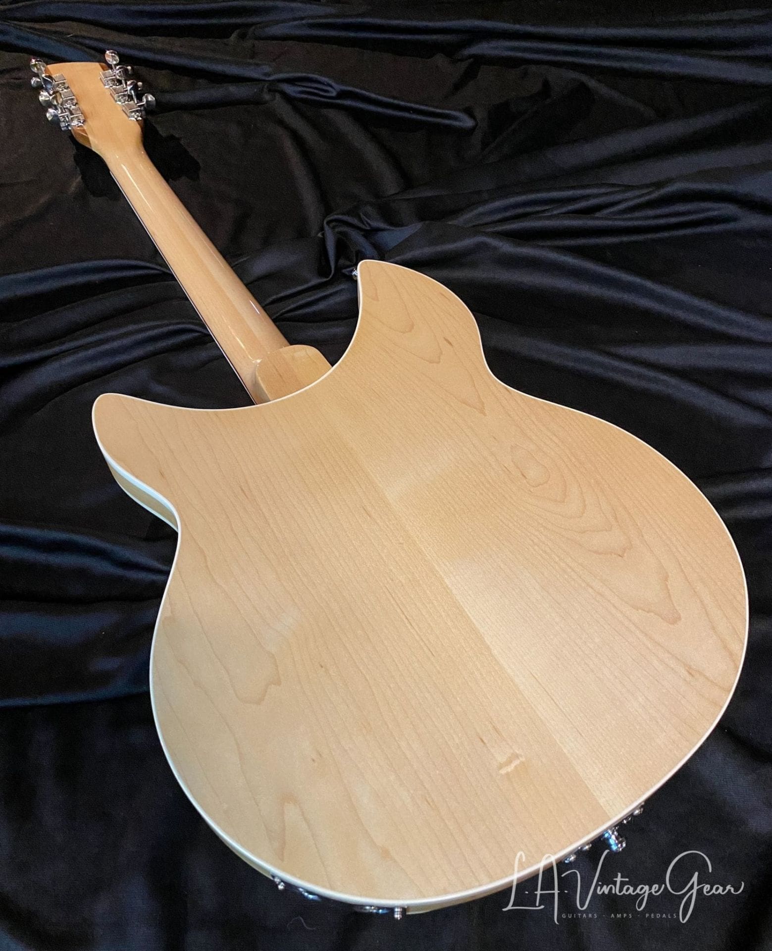 Rickenbacker 1993 Plus - 'Maple Glo' 12 String Electric Guitar - Image 10
