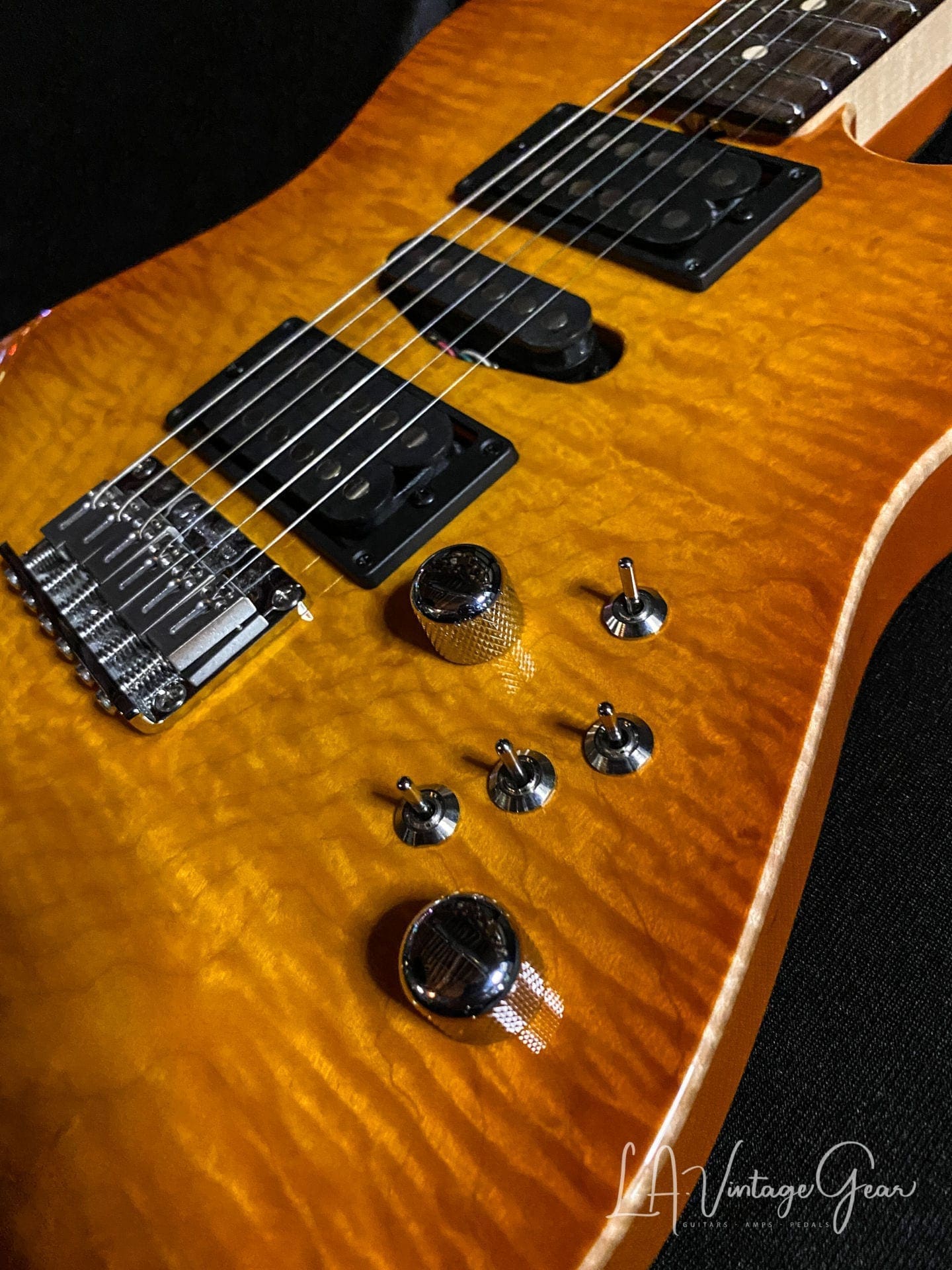 Tom Anderson HollowT Contoured - Honey Burst Finish! - Image 6