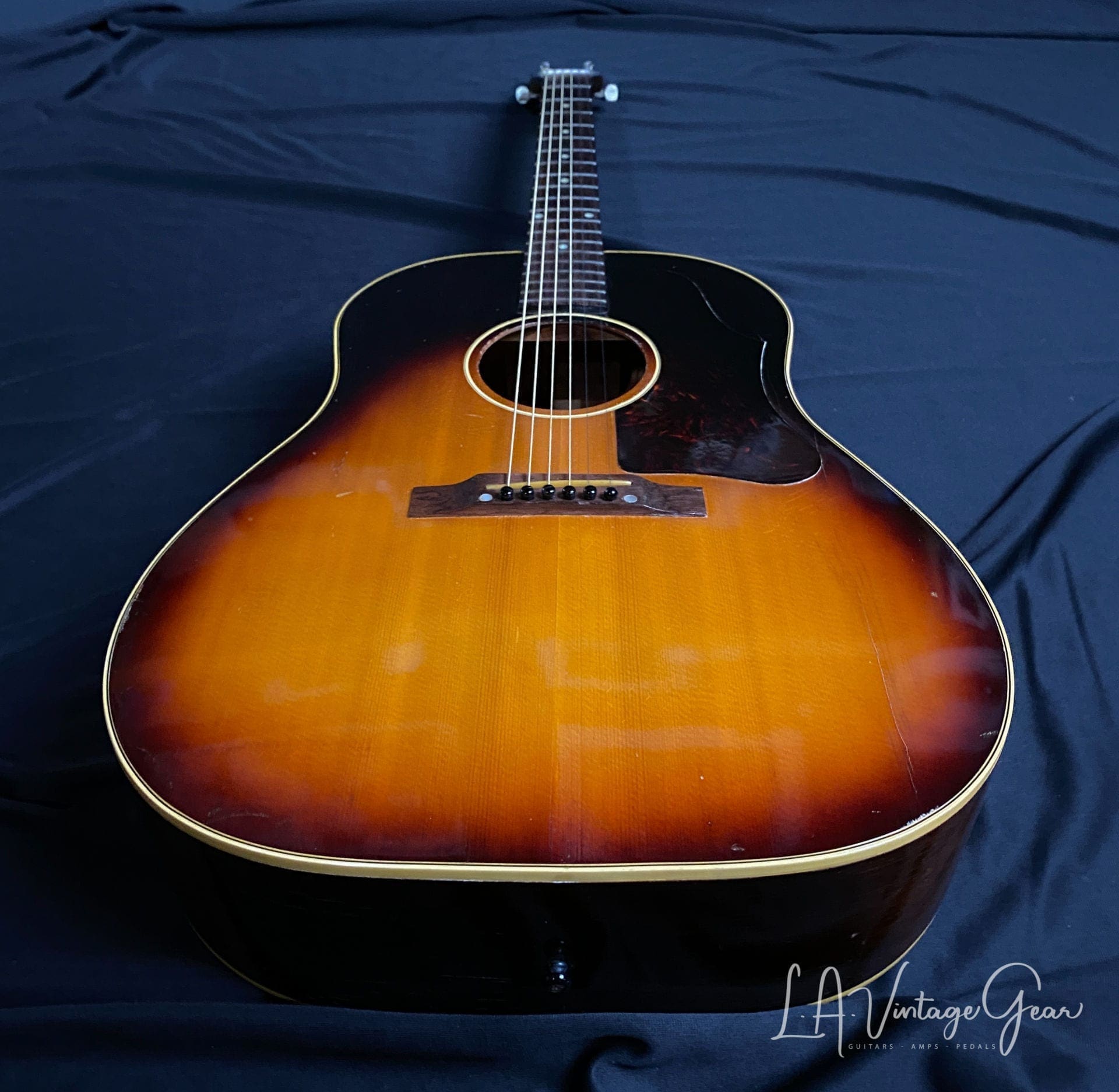 Gibson 1960 Vintage J45 Acoustic Guitar - Sunburst Finish - Great Guitar - Image 2