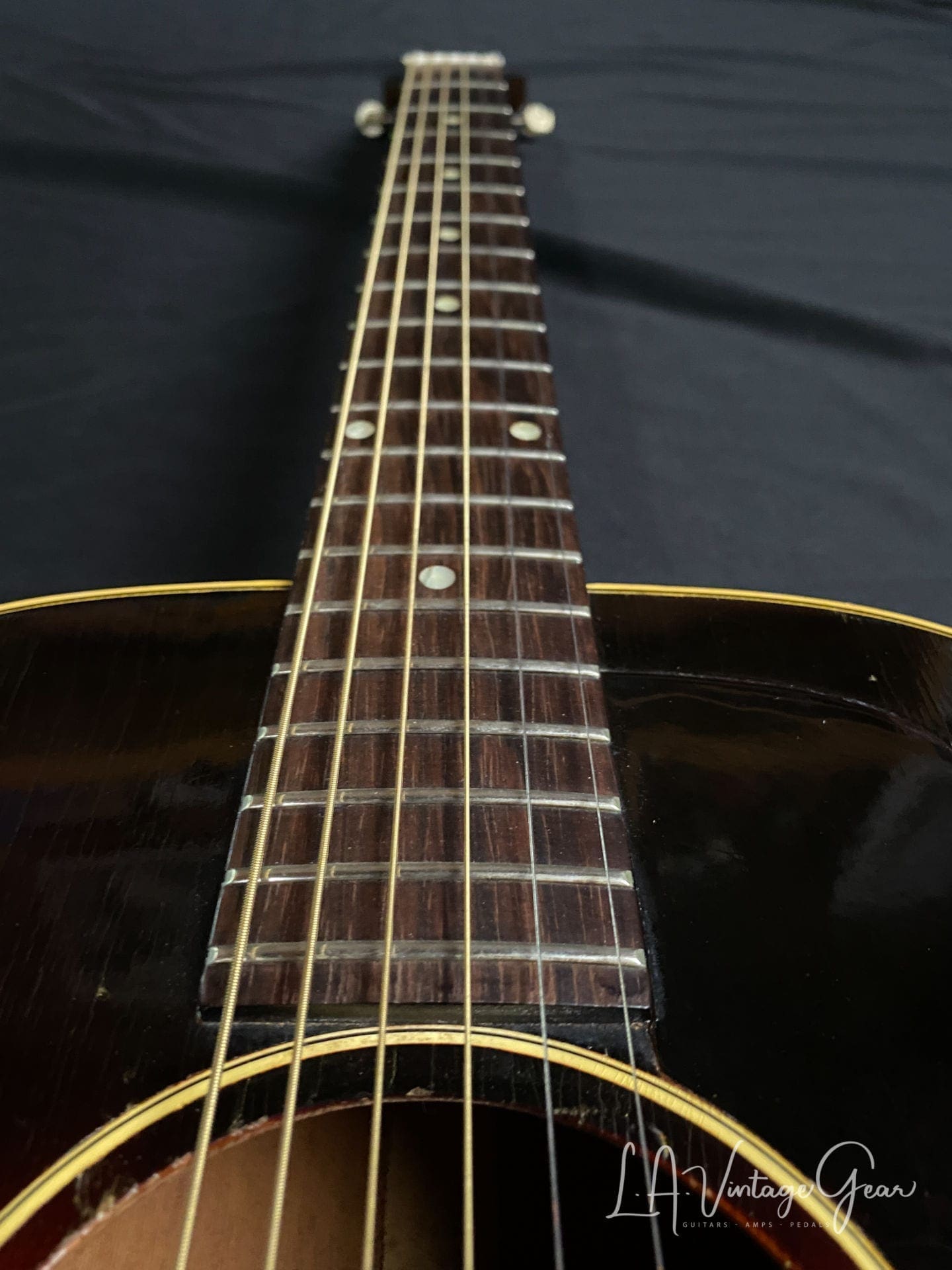 Gibson 1960 Vintage J45 Acoustic Guitar - Sunburst Finish - Great Guitar - Image 5