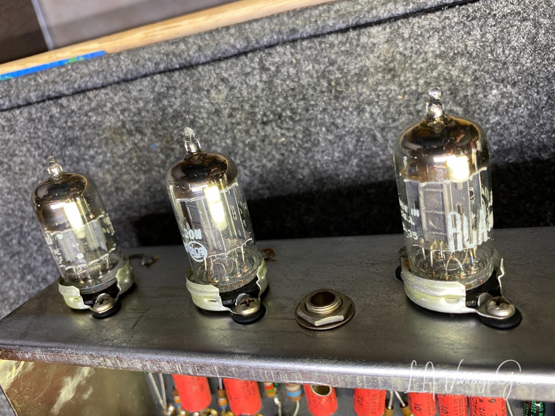 (SOLD) 1955 Vintage Fender Tremolux Tweed Guitar Amplifier -5E9 Circuit - We LOVE this amp ! - Image 14