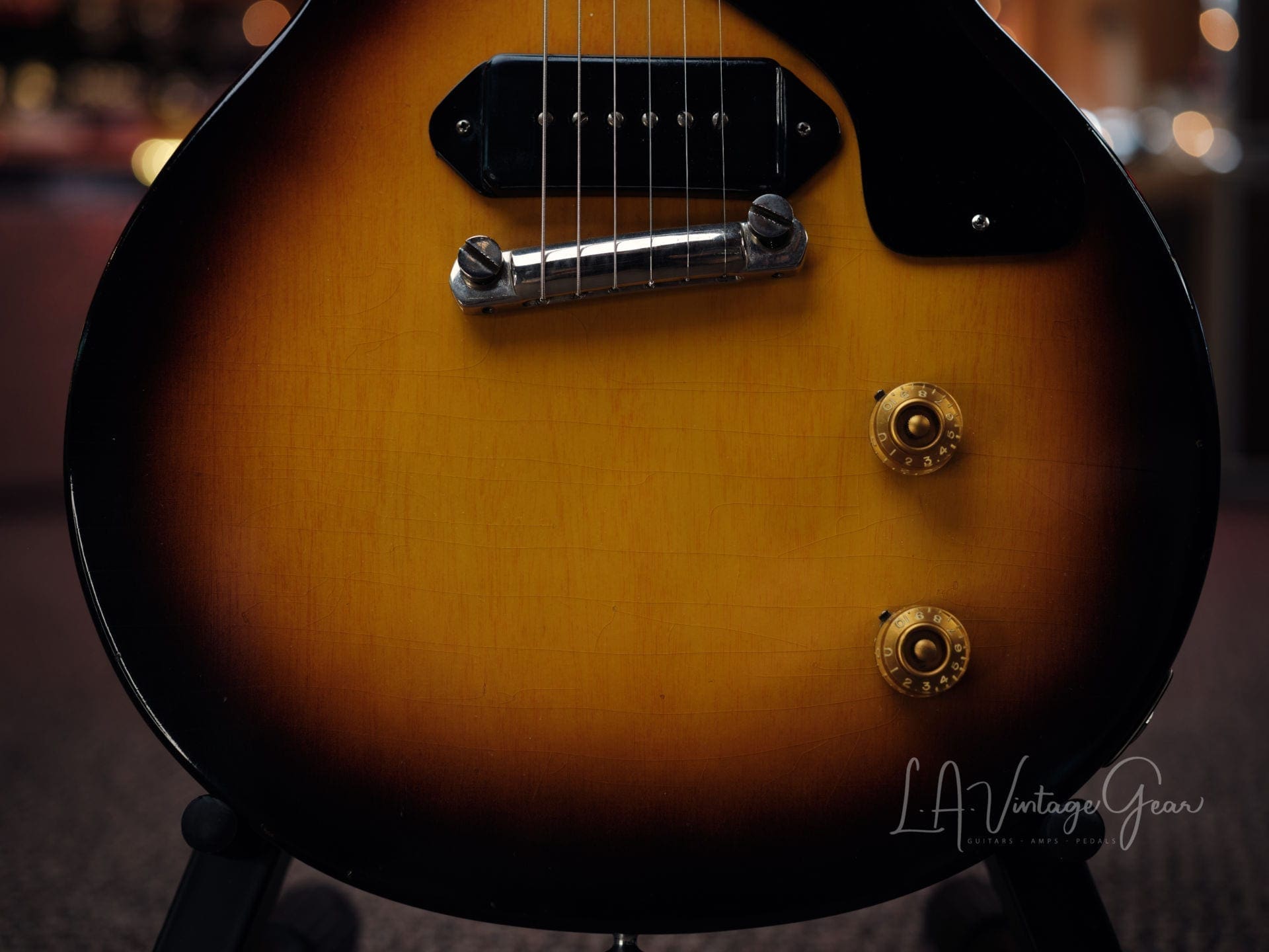 Gibson 1955 Vintage Les Paul Jr Electric Guitar - Sunburst Finish - Image 3