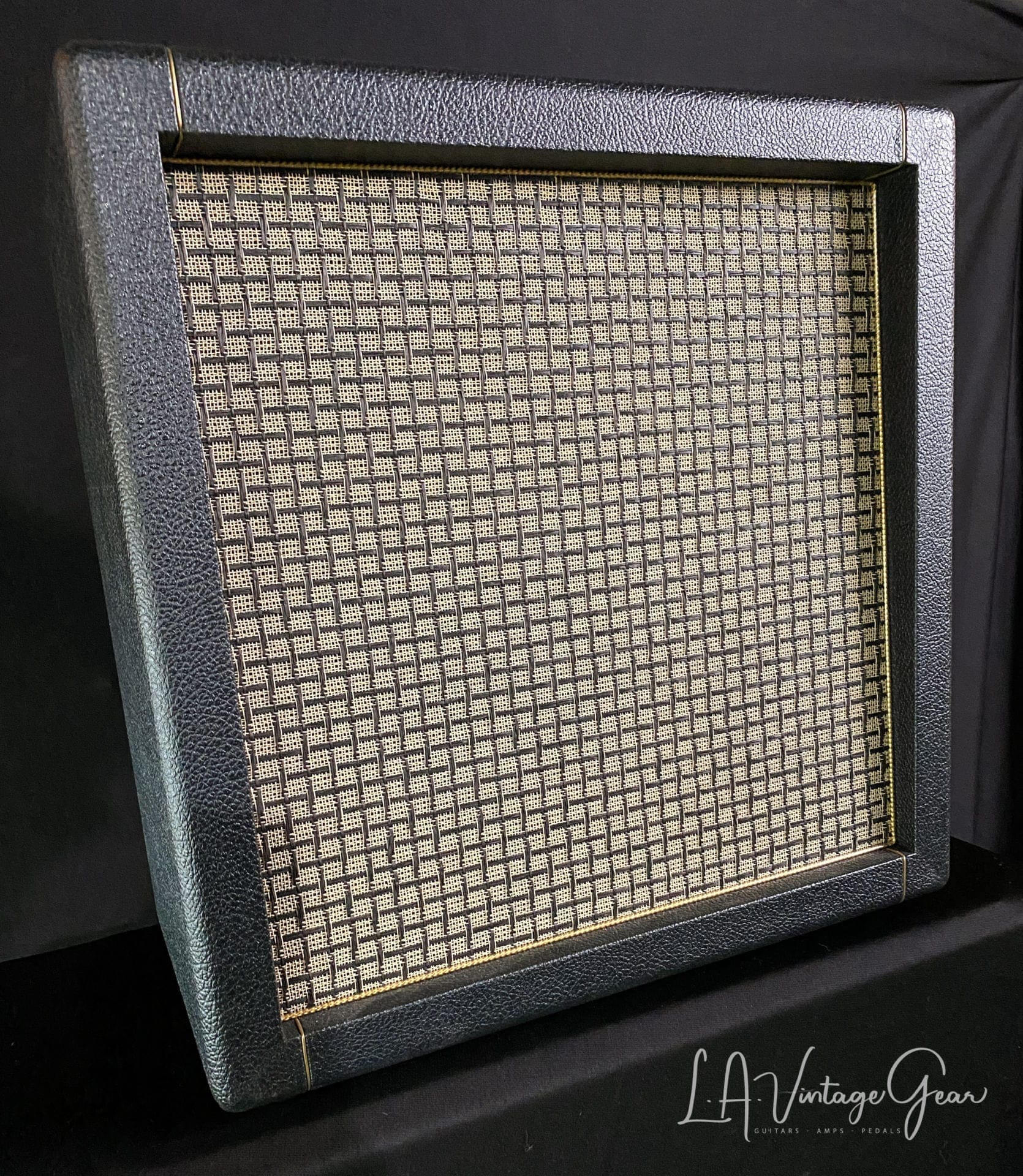 Kerry Wright Custom 4 x 8 Cab - Green Levant Finish with Checker Board Grill Cloth & Jensen P8Q Speakers - Image 2