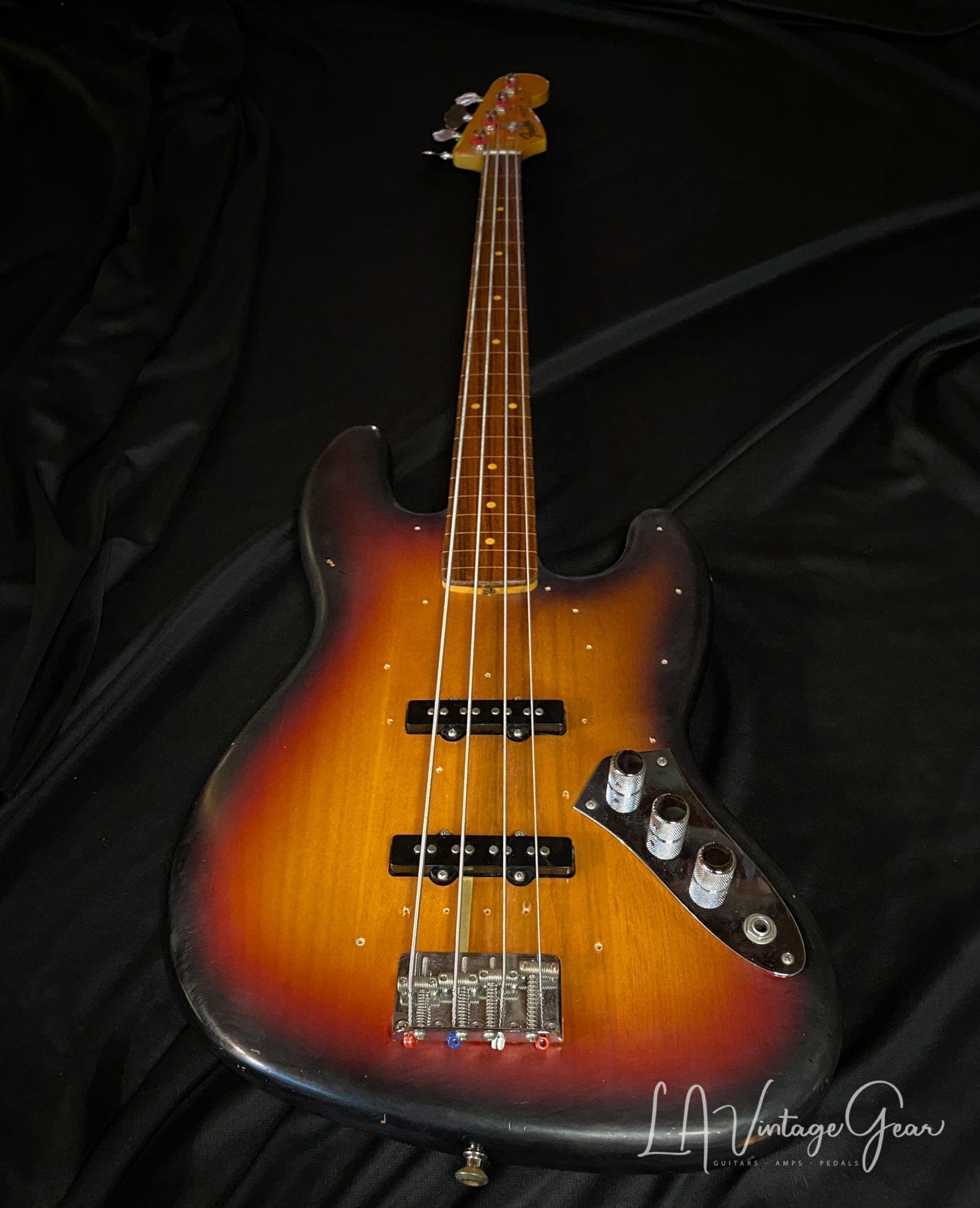 Fender Artist Series Jaco Pastorius Fretless Jazz Bass Guitar-Pau Ferro Fingerboard & 3T Sunburst - Image 2