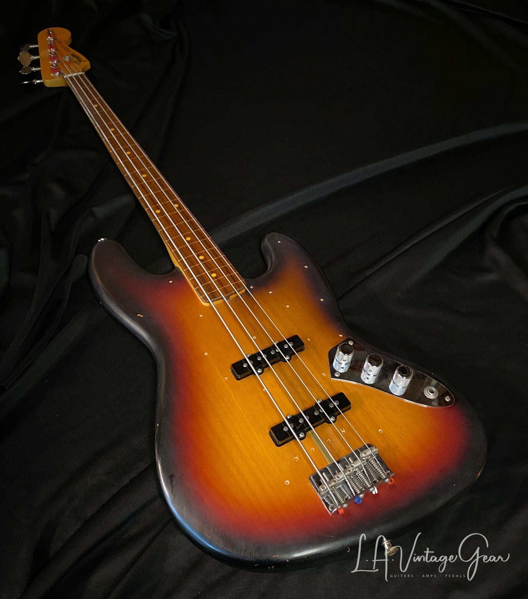 Fender Artist Series Jaco Pastorius Fretless Jazz Bass Guitar-Pau Ferro Fingerboard & 3T Sunburst - Image 3