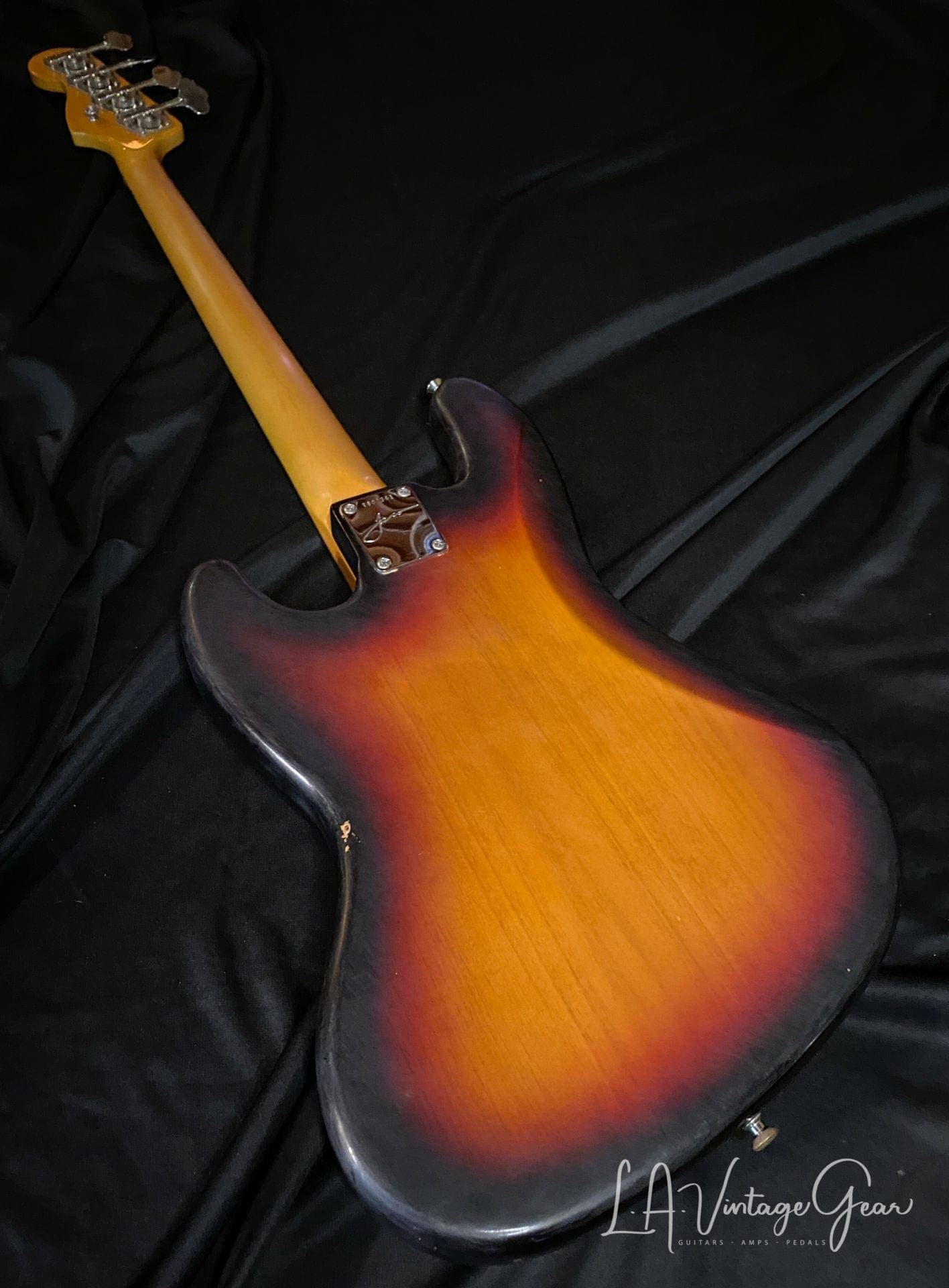 Fender Artist Series Jaco Pastorius Fretless Jazz Bass Guitar-Pau Ferro Fingerboard & 3T Sunburst - Image 9