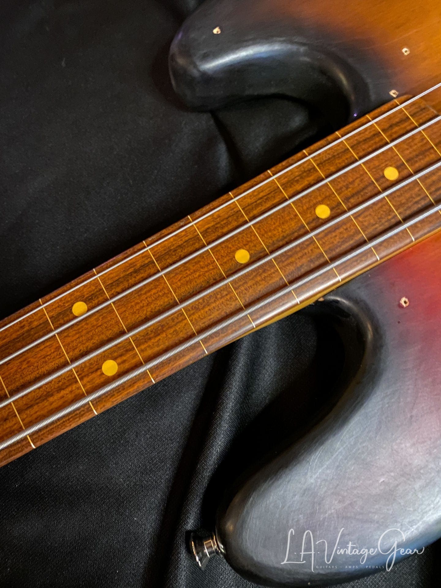Fender Artist Series Jaco Pastorius Fretless Jazz Bass Guitar-Pau Ferro Fingerboard & 3T Sunburst - Image 14