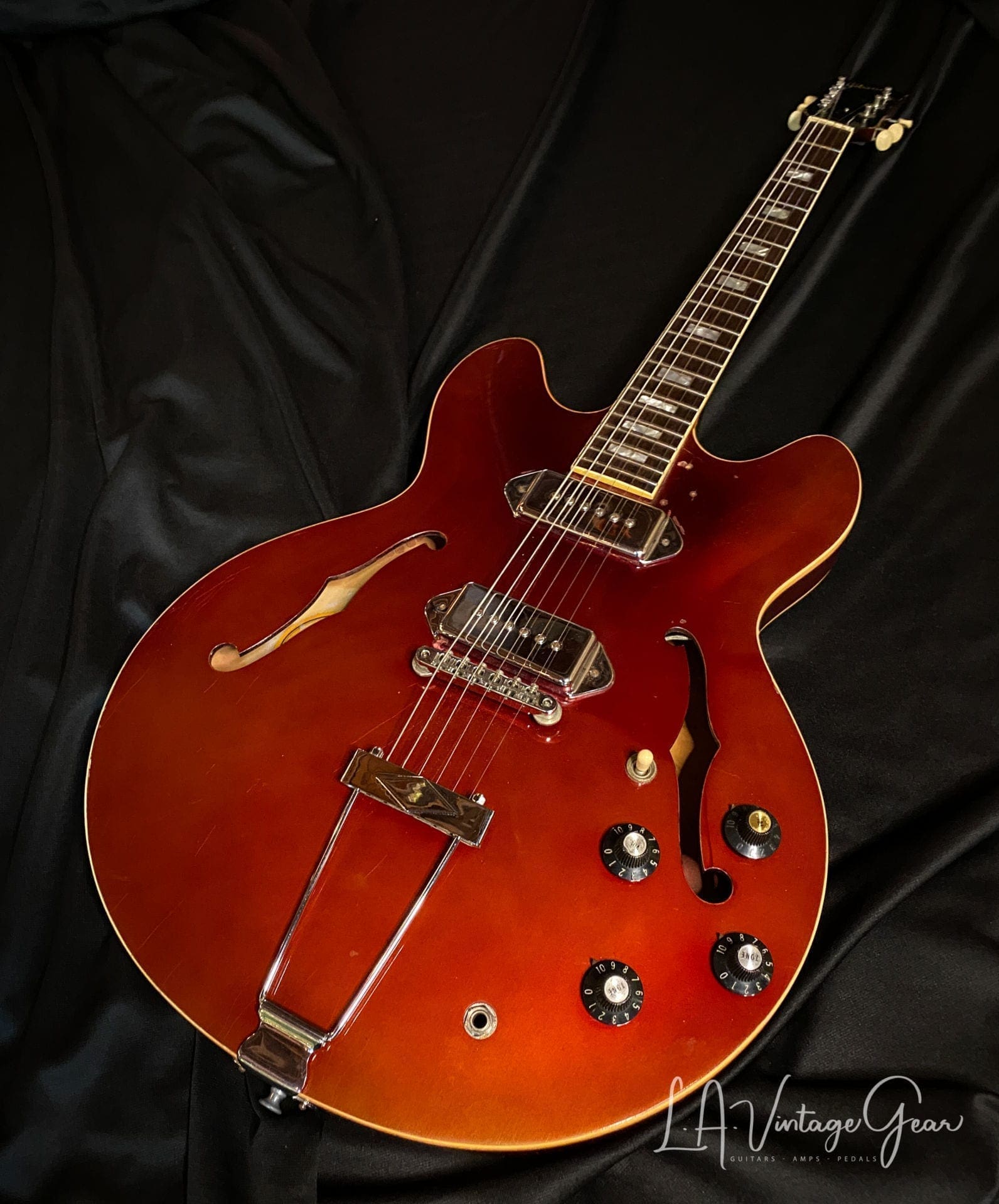 Gibson 1967 ES-330 in Sparkling Burgundy Mist - Original P90's