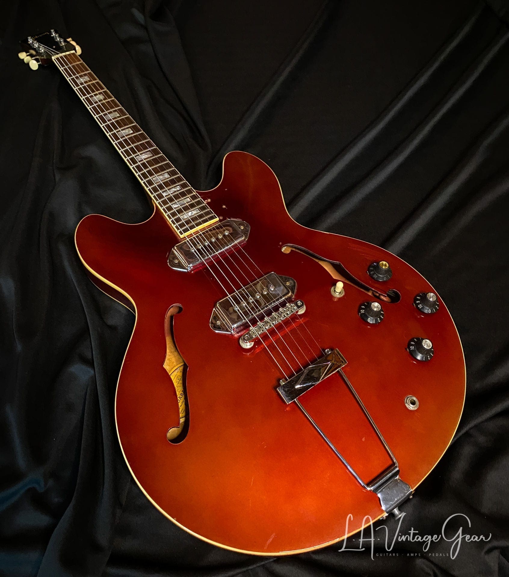 Gibson 1967 ES-330 in Sparkling Burgundy Mist - Original P90's - Image 3