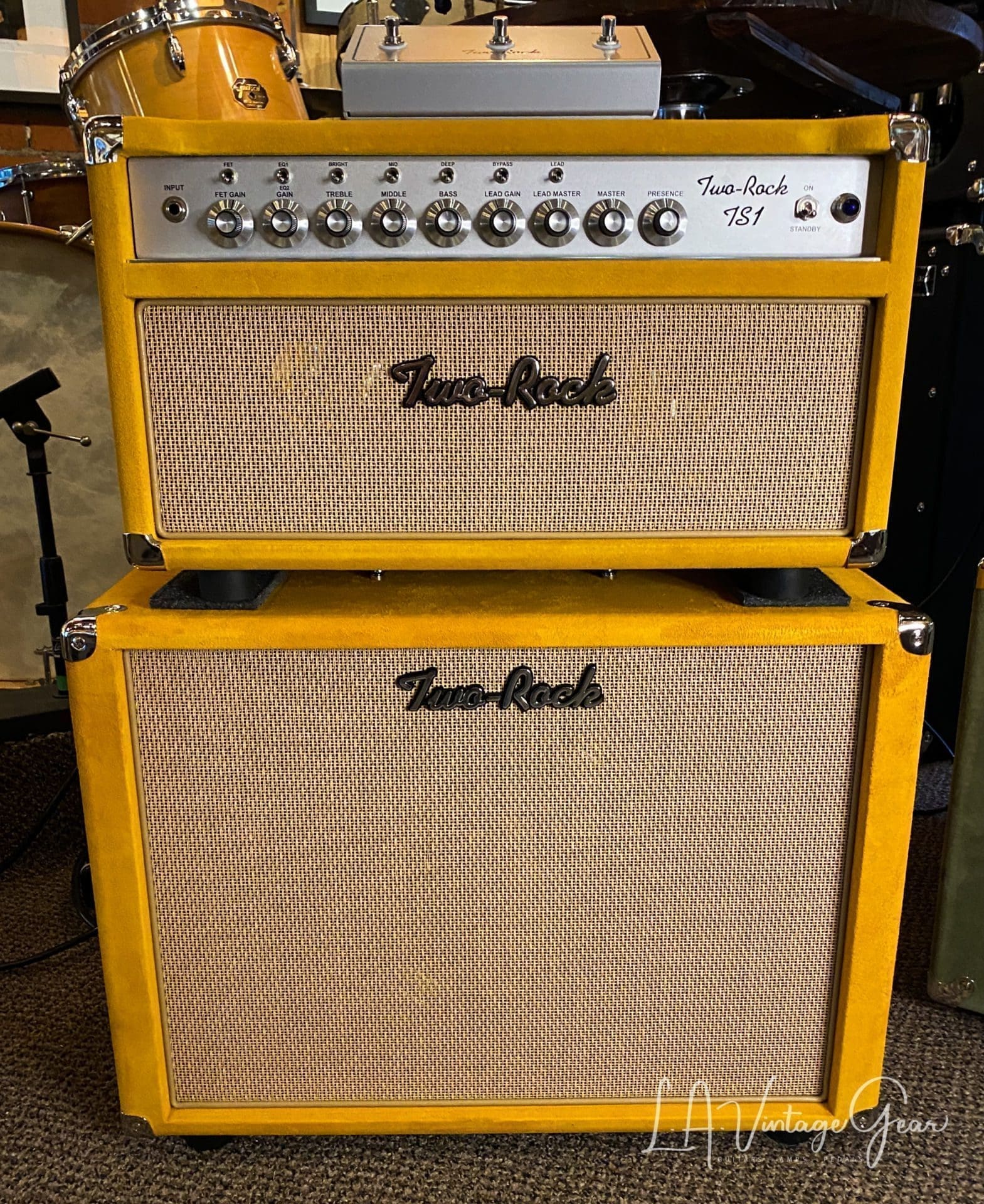 (Pre-Order) Two Rock TS1 40 Watt Head & Matching 1 x 12 Cab - Gold Suede Finish & Cane Cloth