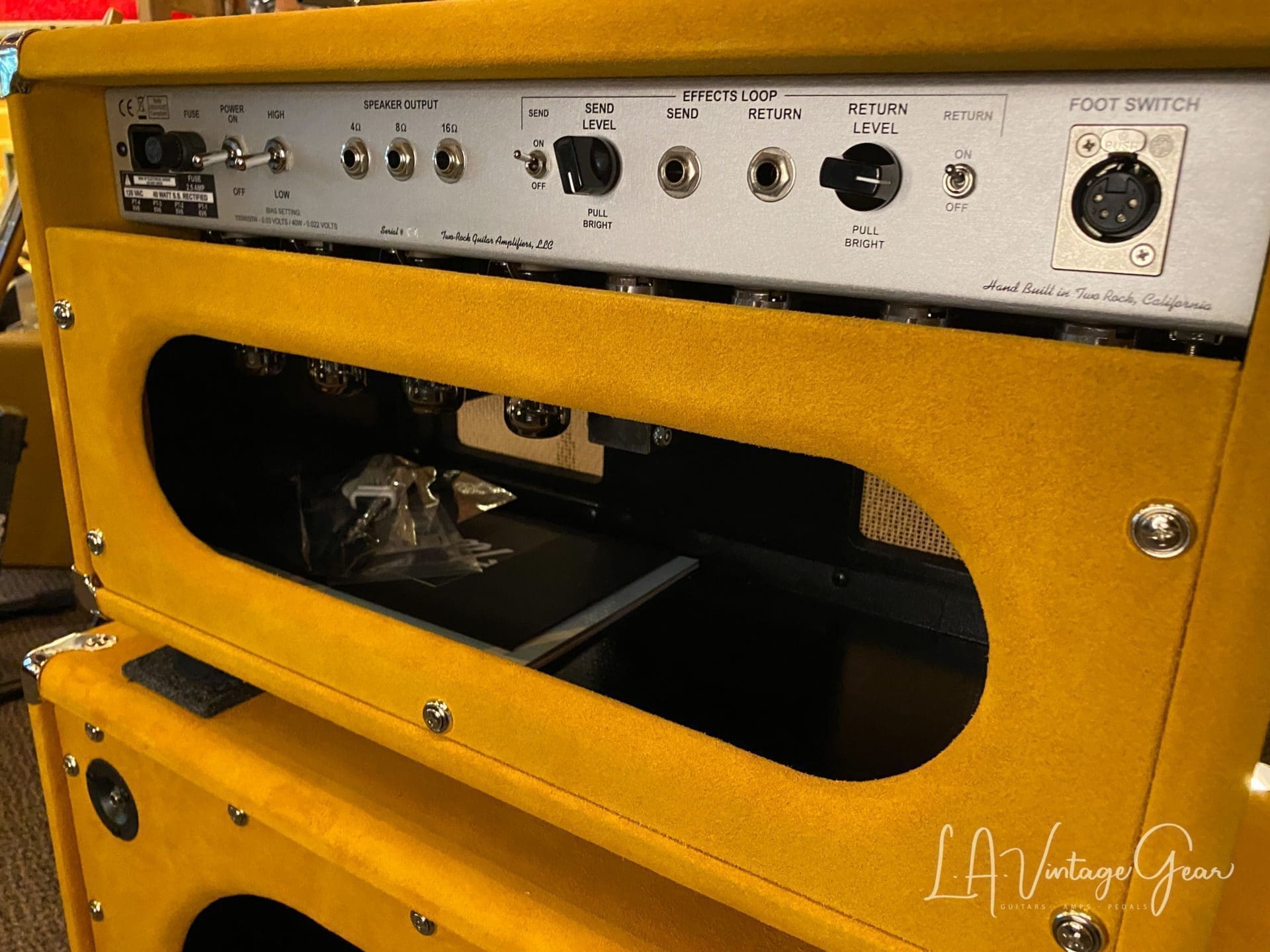 (Pre-Order) Two Rock TS1 40 Watt Head & Matching 1 x 12 Cab - Gold Suede Finish & Cane Cloth - Image 8