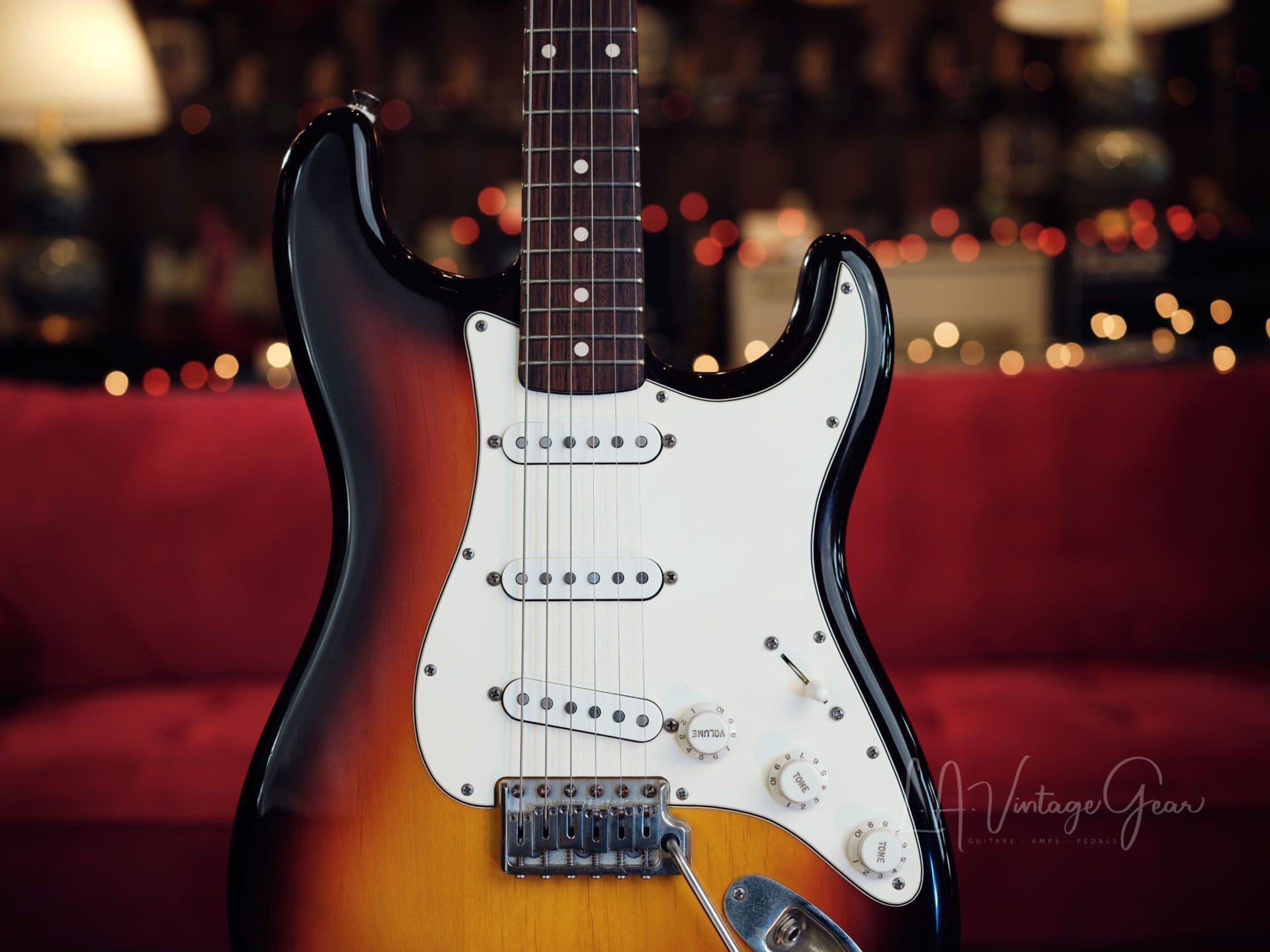 L.A. Vintage Gear Proprietary 3 Tone '60'S Sunburst Double Cut Electric Guitar-Our Brand New Line! - Image 4