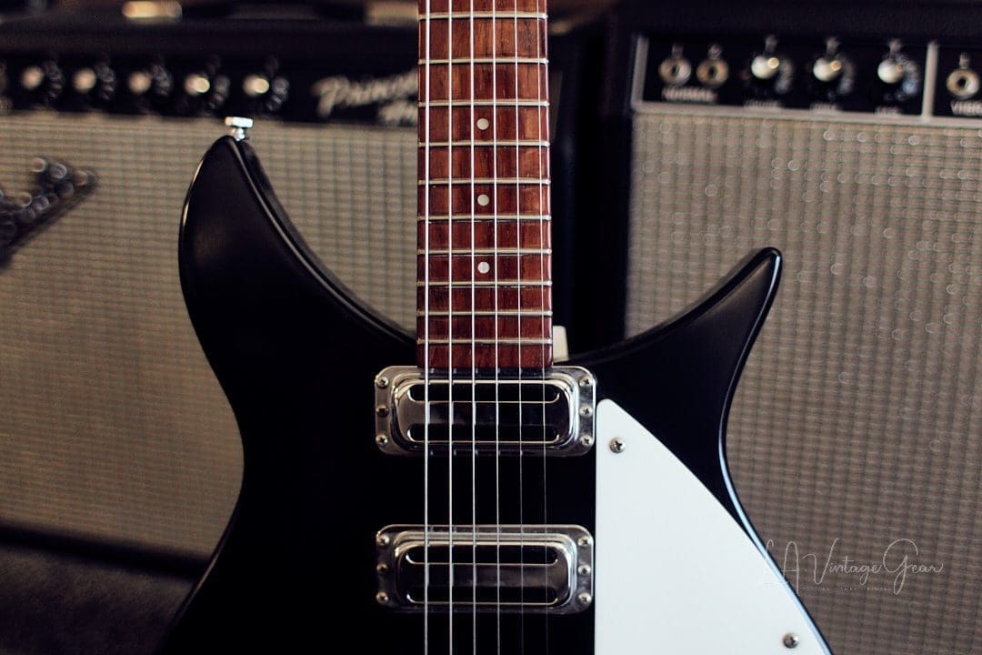 Rickenbacker 350V63 Jet Glo Liverpool Electric Guitar 1999 - Toaster Pickups & OHSC! - Image 3