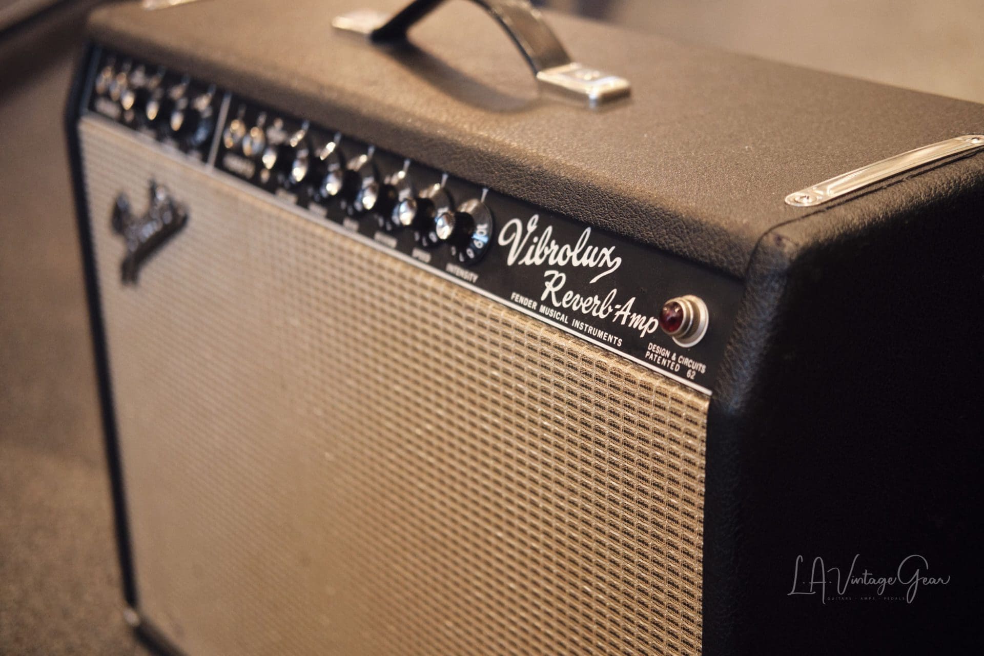 Fender 1966 Vintage Blackface Vibrolux Guitar Amplifier - with Jensen Speakers! - Image 3