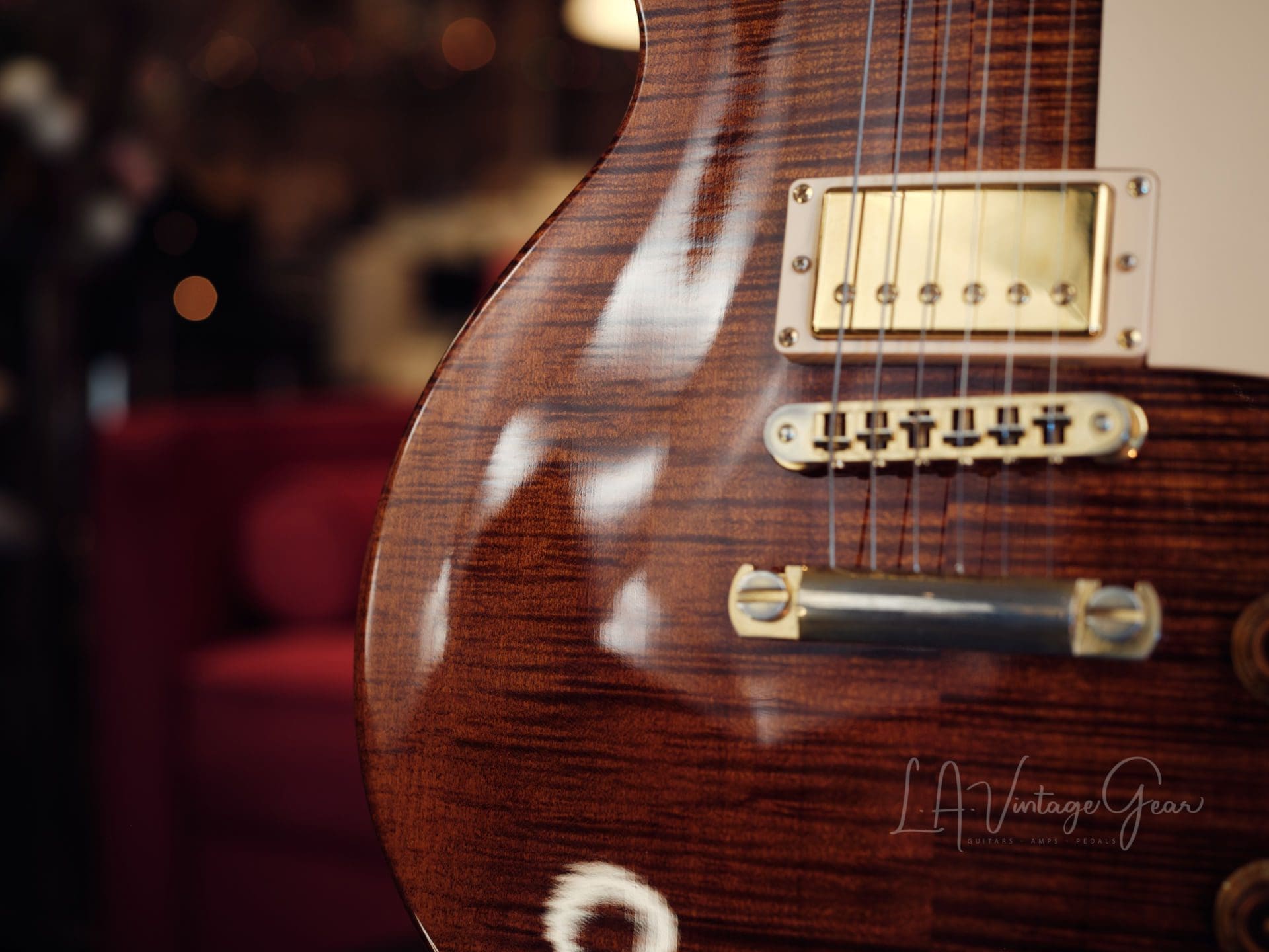 Gibson Les Paul Studio Electric Guitar (2008) - Flame Maple Finish & In Mint Condition! - Image 4