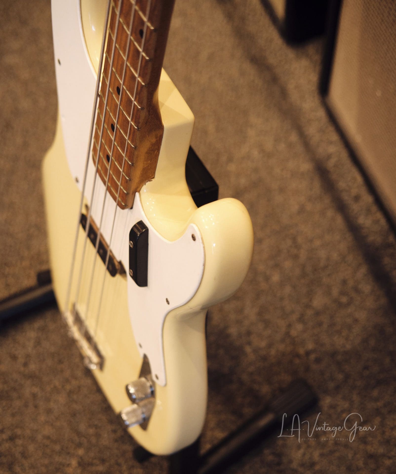 Fender 1950's Precision Bass - Refinished in Blonde Nitro - Image 13
