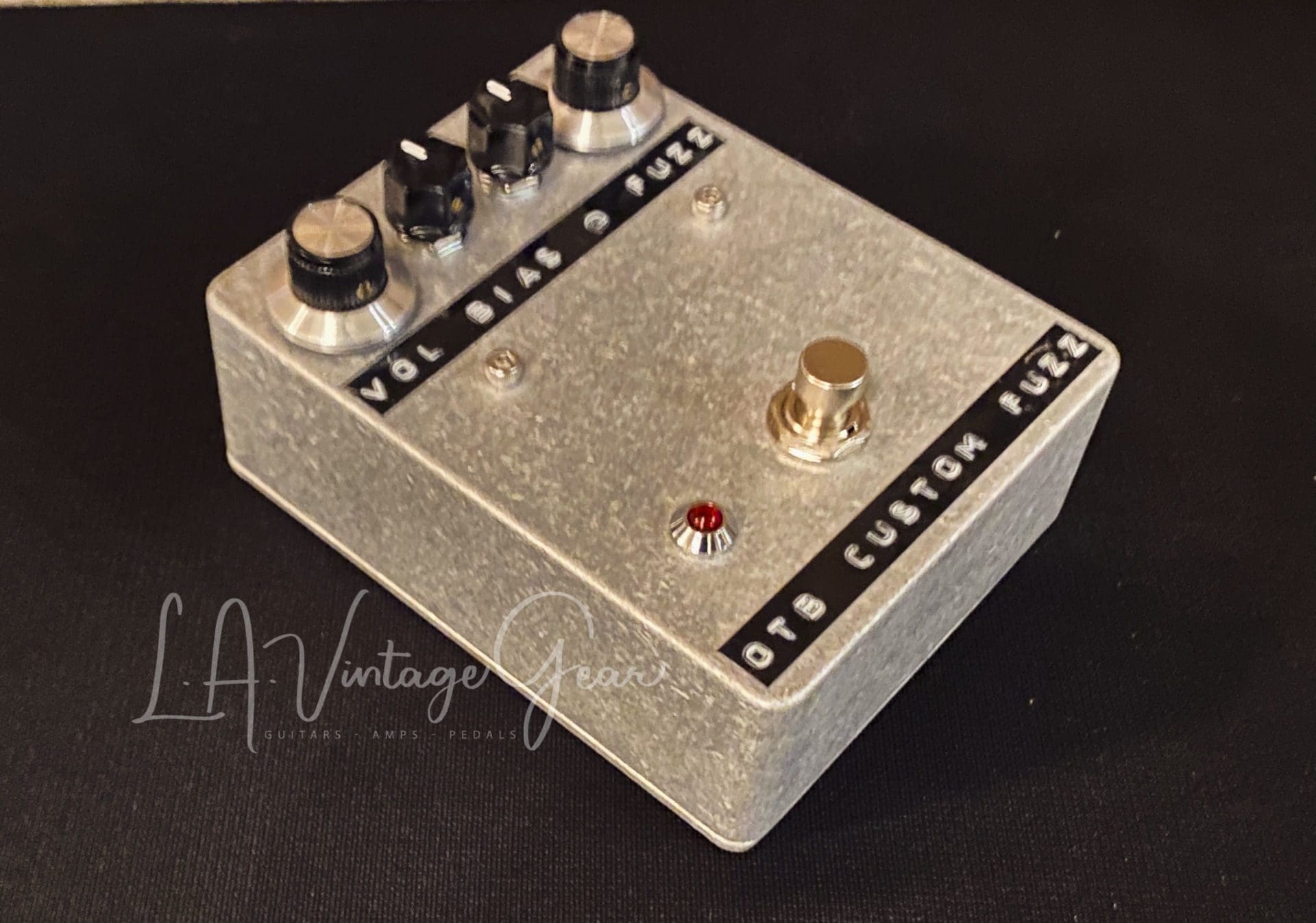 OTB Custom Fuzz Pedal - Made by Session Guitarist Owen Barry! Pre-Order Now! - Image 4
