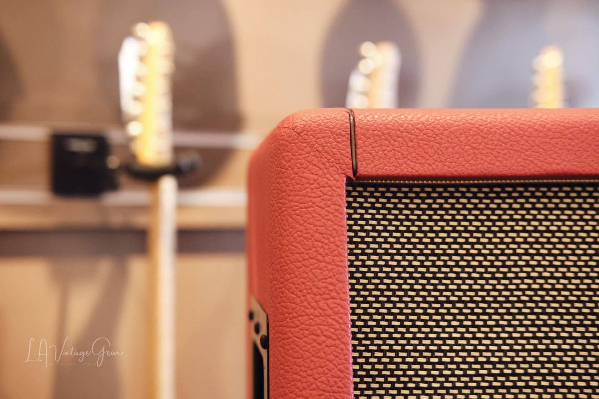 Marshall Vintage 1972 4x12 Guitar Cab 'Unloaded' & Recovered in Red Tolex - Special Deal!! - Image 4