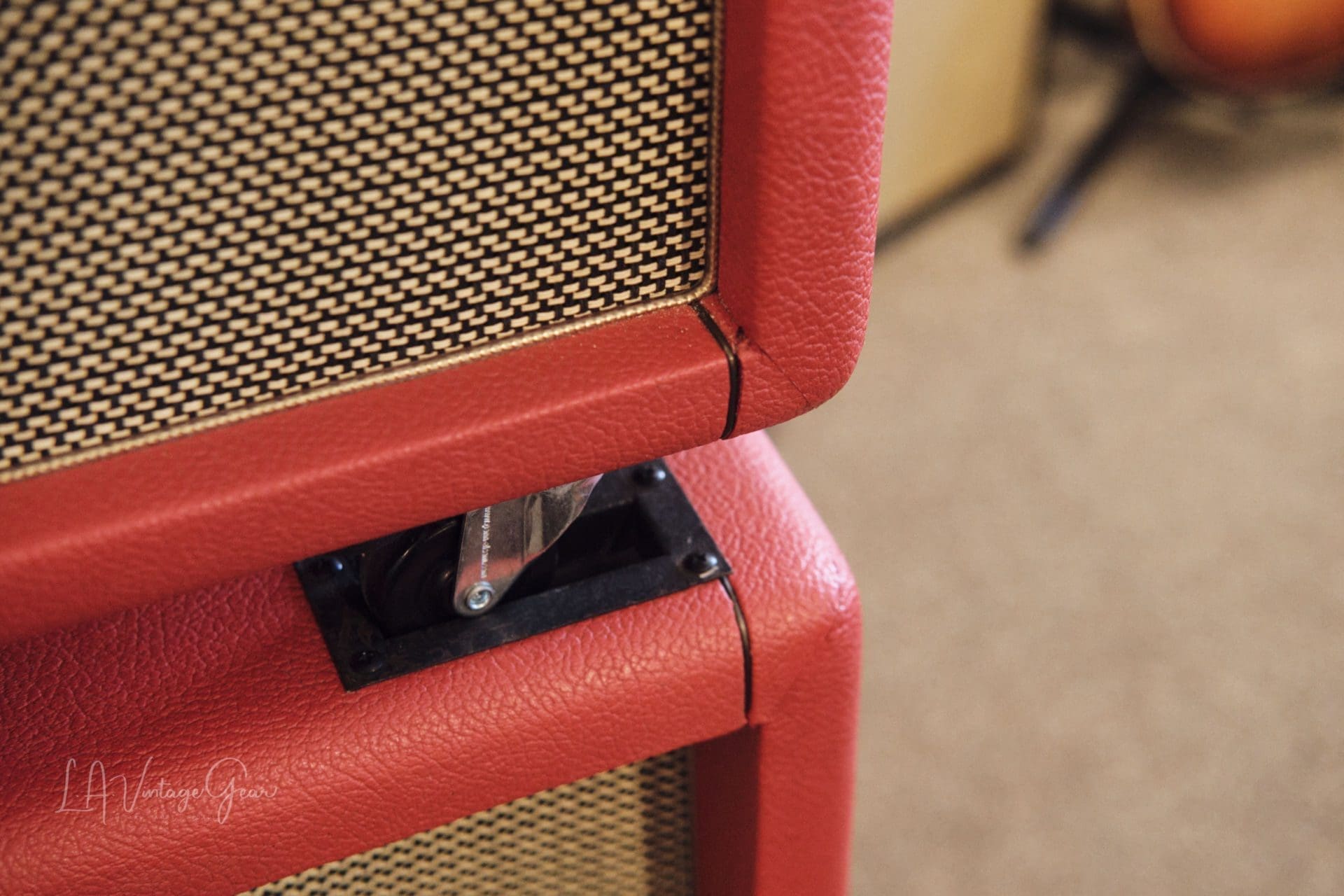 Marshall Vintage 1972 4x12 Guitar Cab 'Unloaded' & Recovered in Red Tolex - Special Deal!! - Image 9