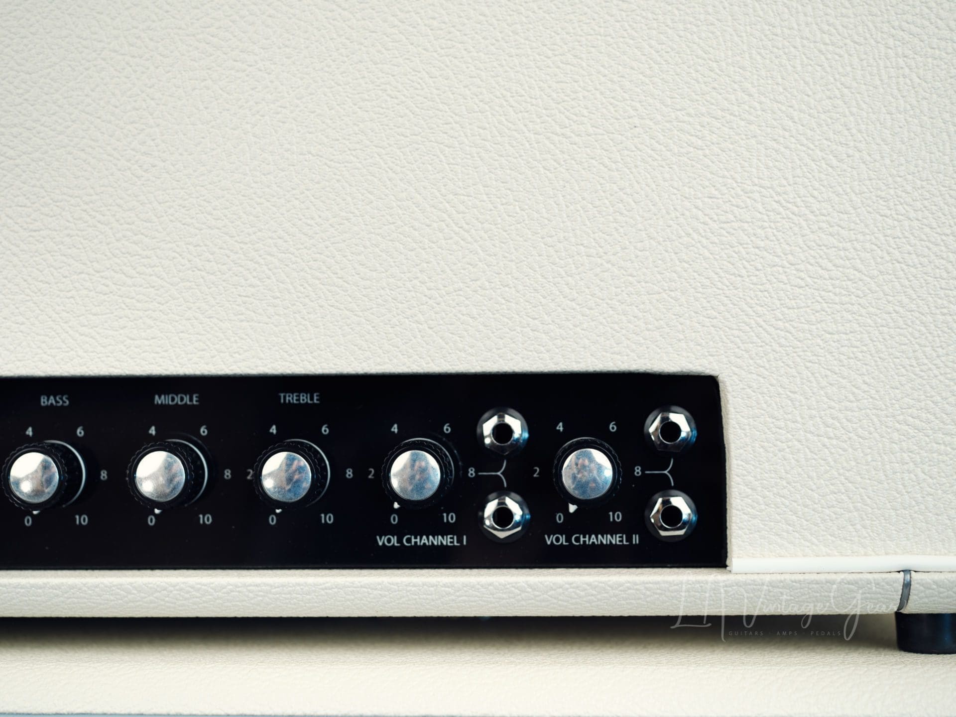 Park PMV50 Head & 2x12 Cab in White Tolex with Blue Grill Cloth - Image 5