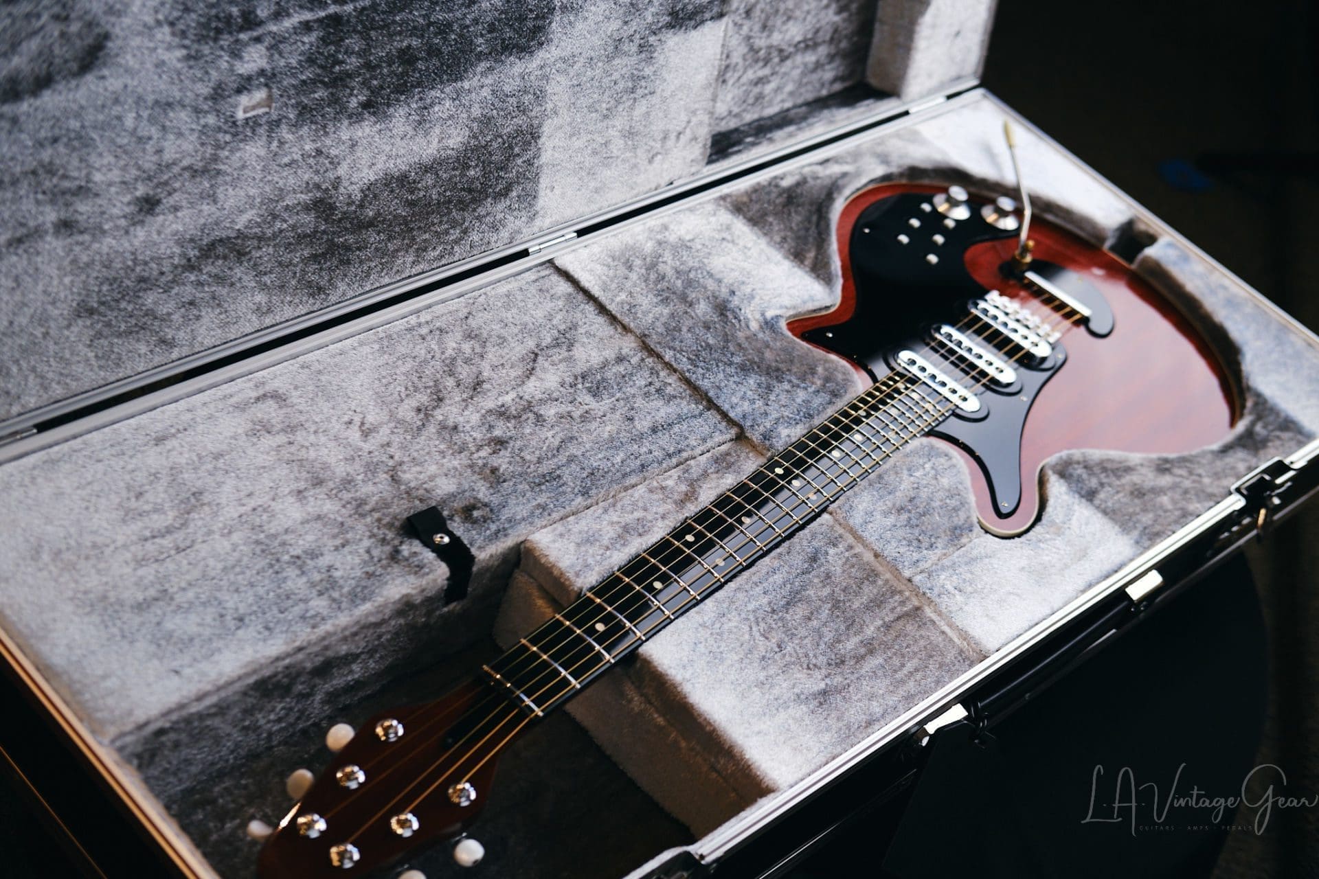 Brian May Red Special Pro by KZ Guitar Works 2007 - Mint Condition - Custom Flight Case Included! - Image 23